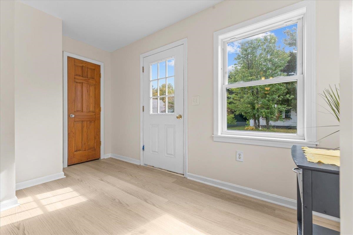 124 School Street Property Photo 7