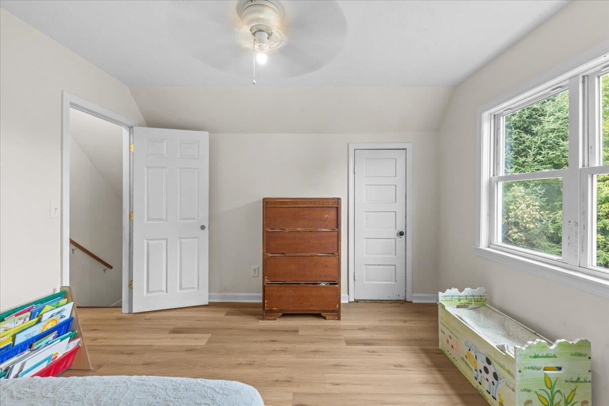 124 School Street Property Photo 35