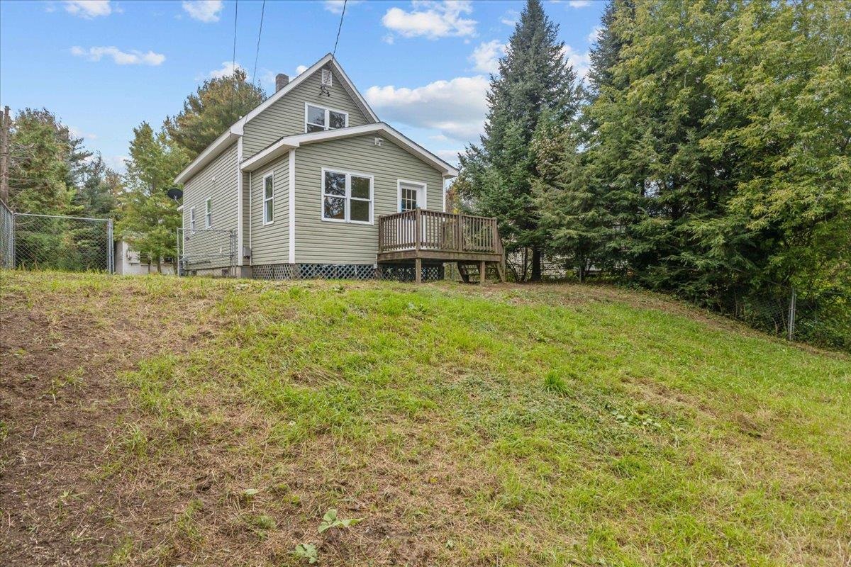 124 School Street Property Photo 40
