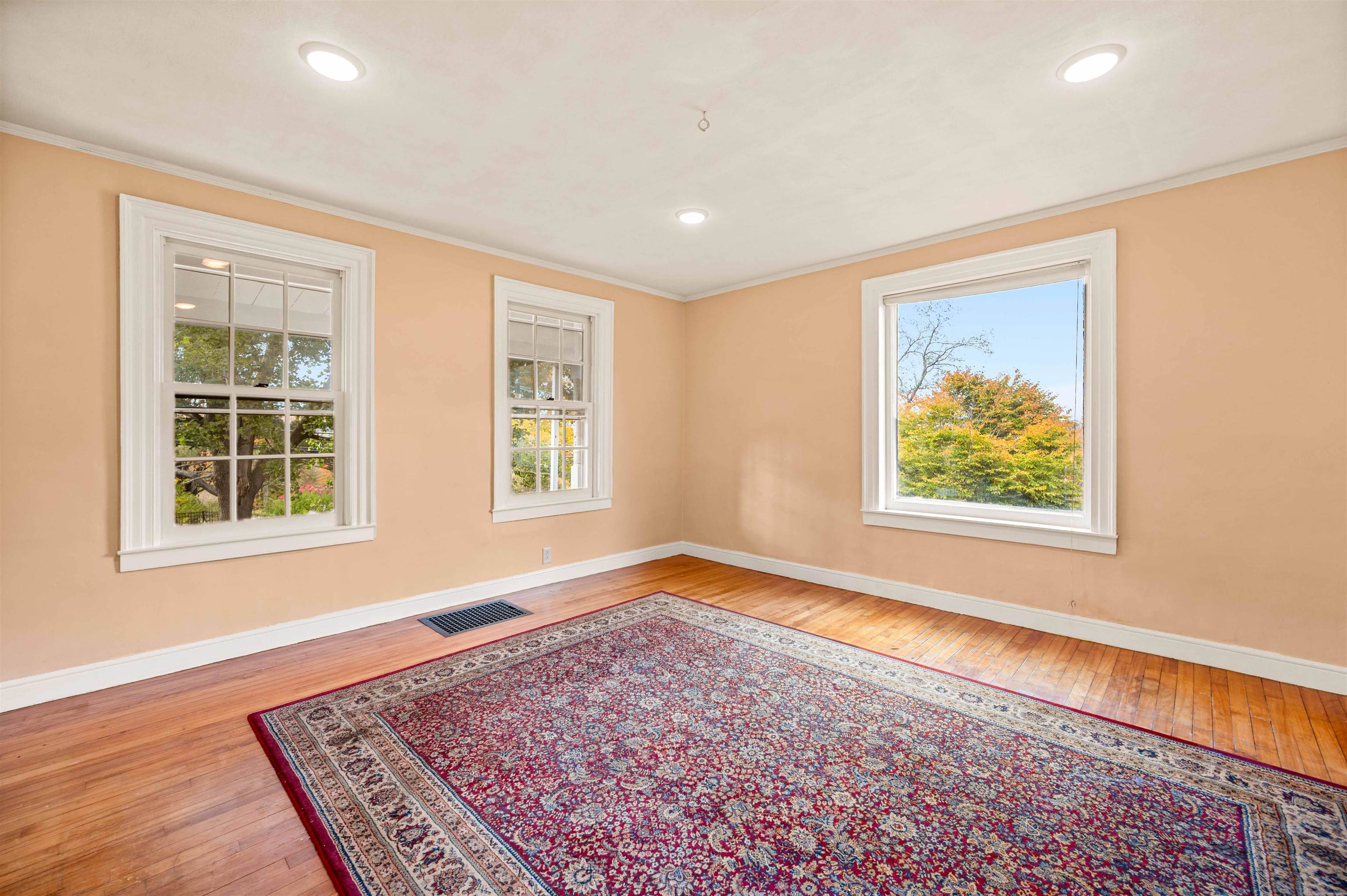 240 Towne Hill Road Property Photo 23