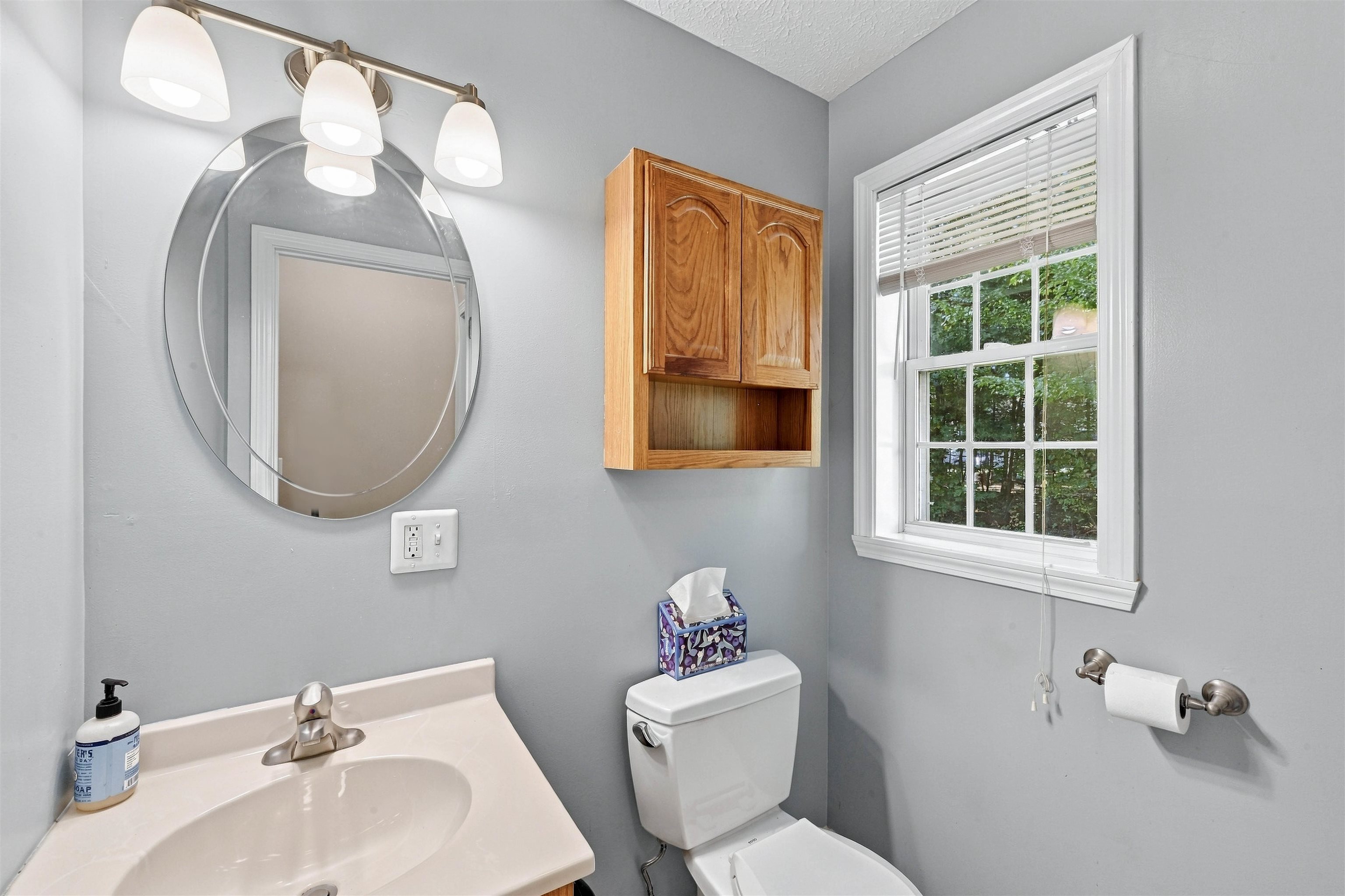 6 Donald Drive Property Photo 2