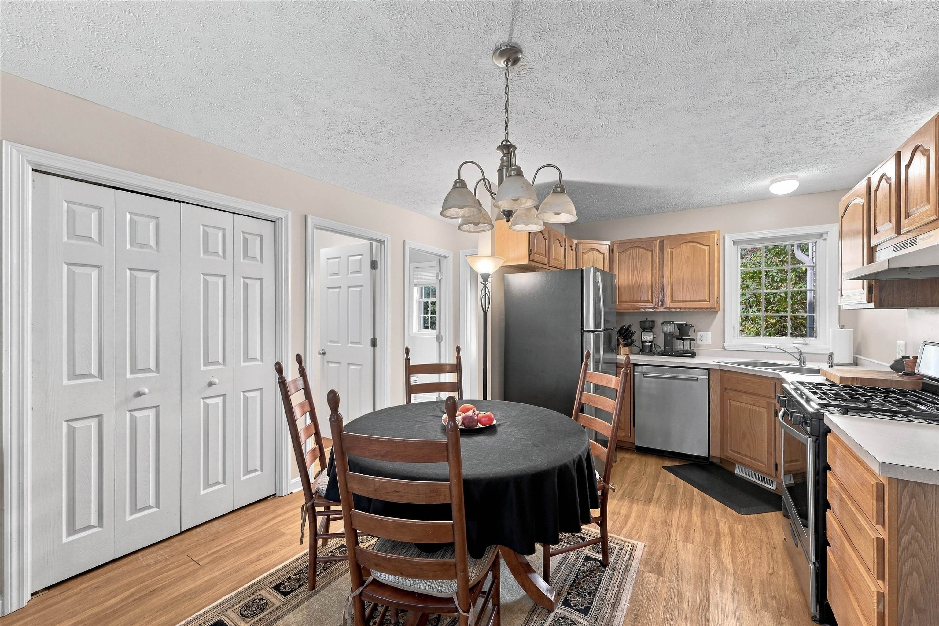 6 Donald Drive Property Photo 5