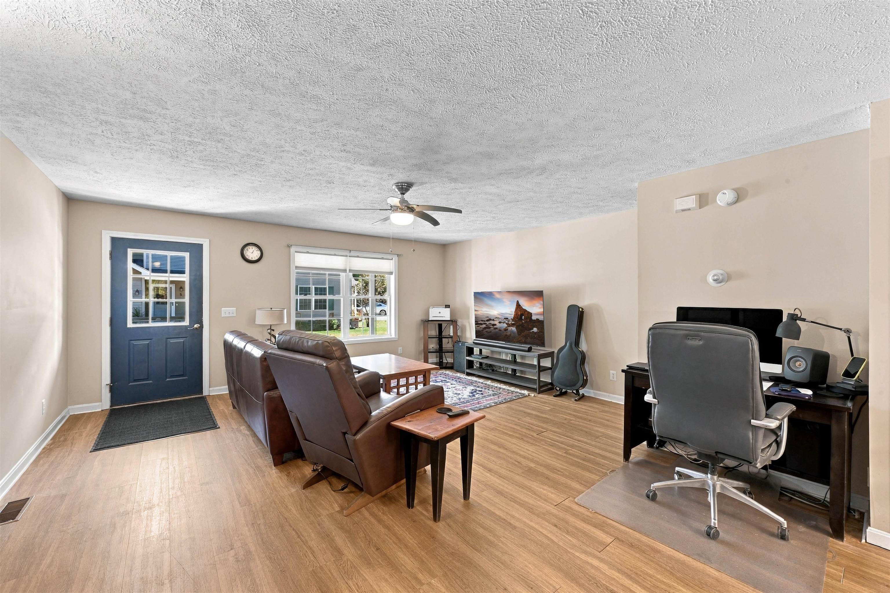 6 Donald Drive Property Photo 8