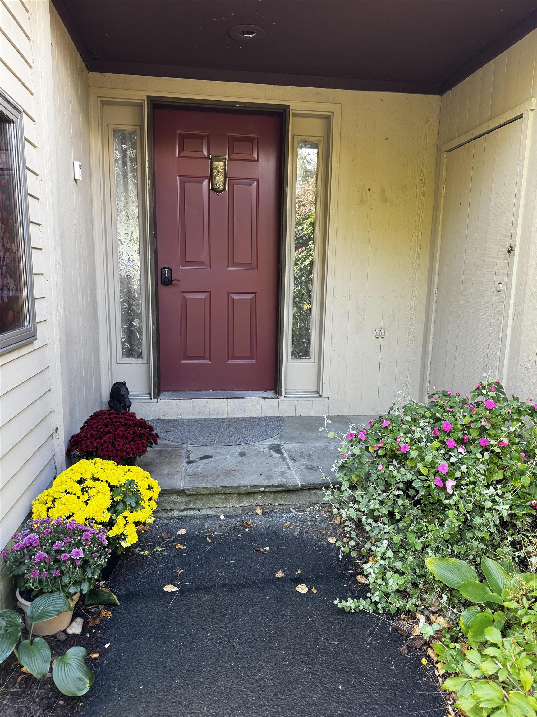 40 Lakeland Drive Property Photo 4