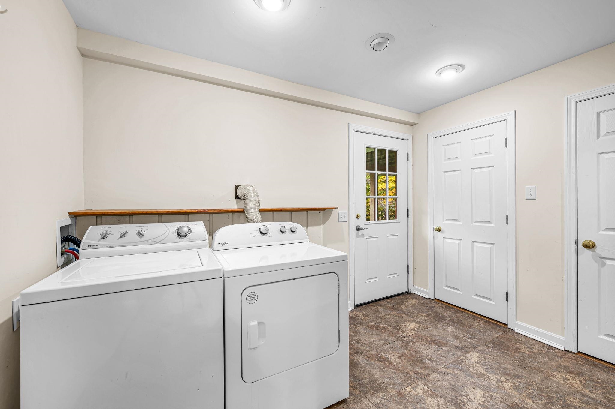 230 Valley View Road Property Photo 25