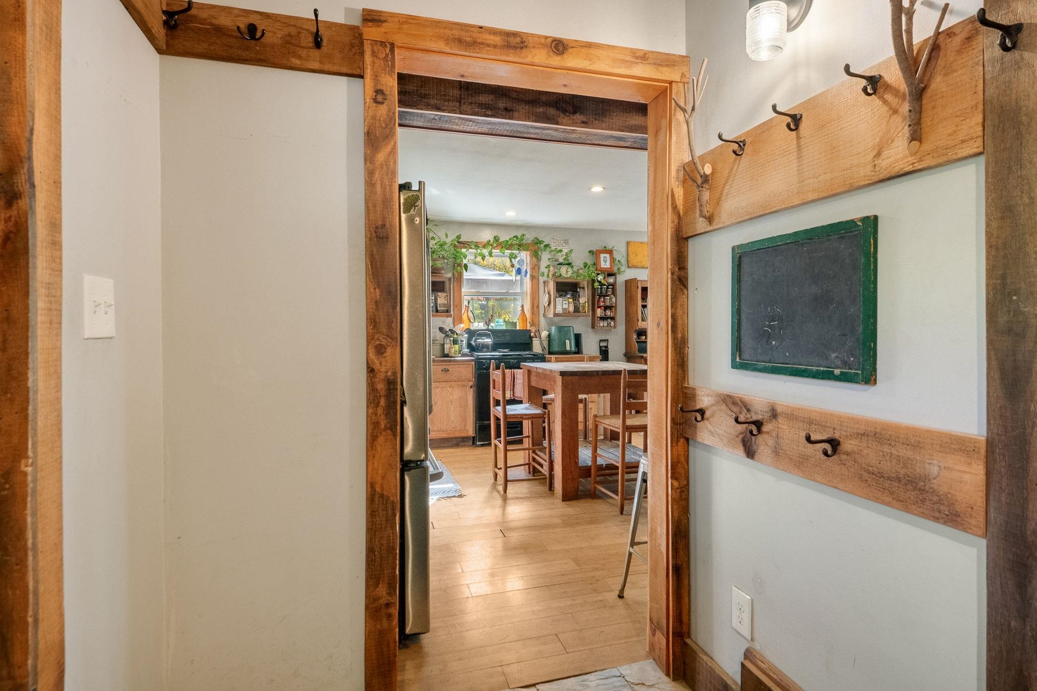 1804 Prickly Mountain Road Property Photo 4