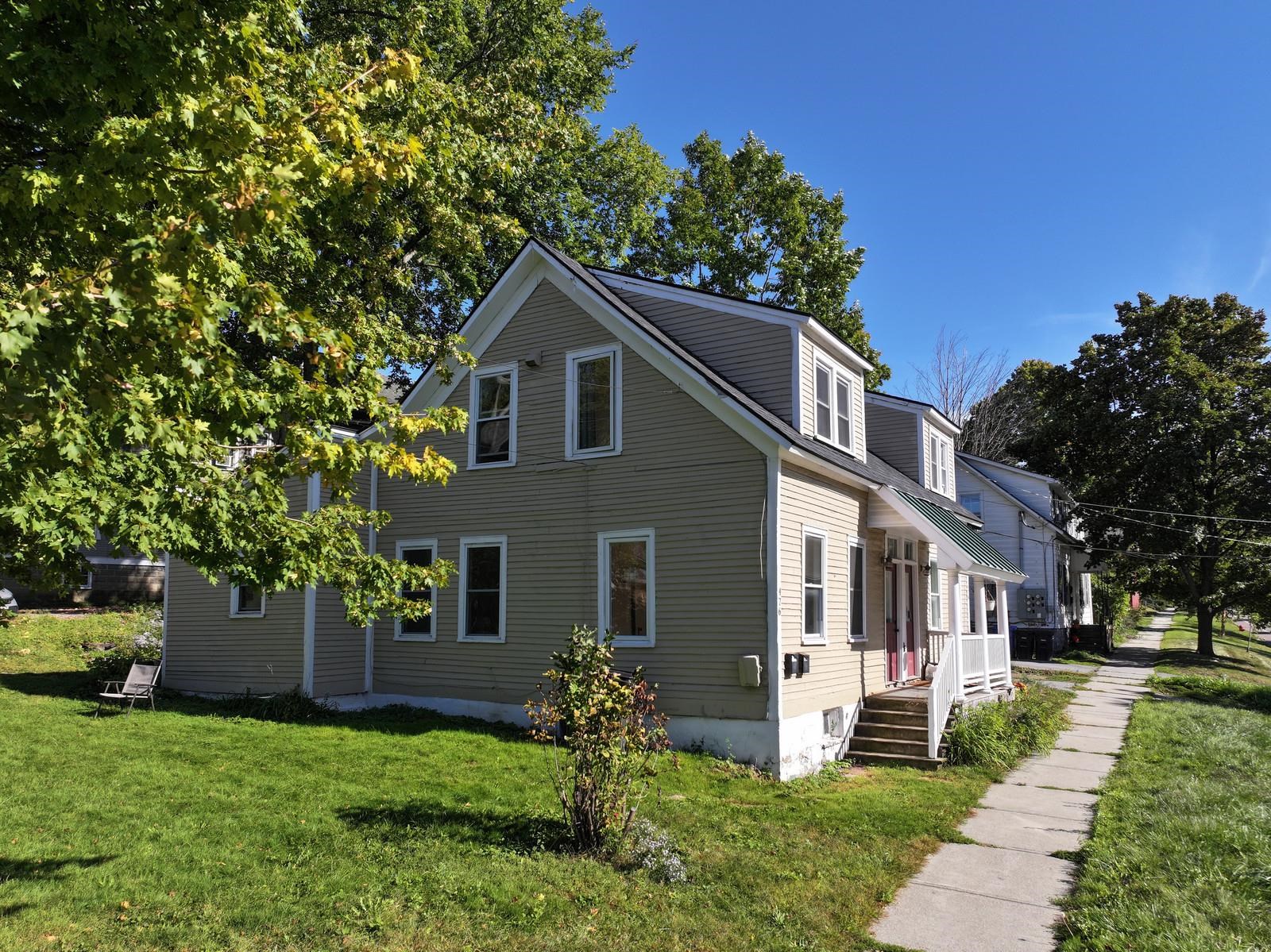 476-478 St. Paul Street Property Photo 2