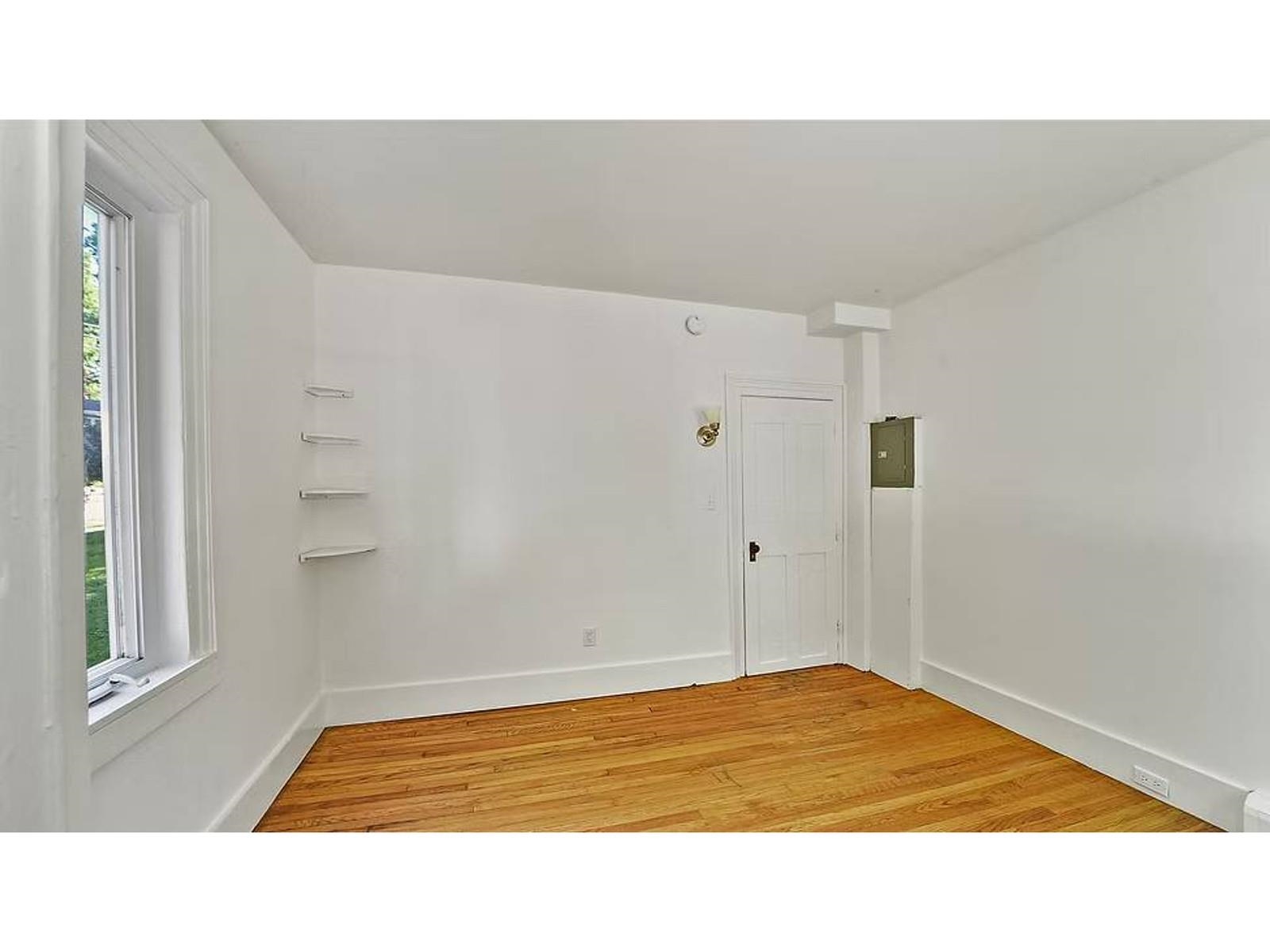 476-478 St. Paul Street Property Photo 4