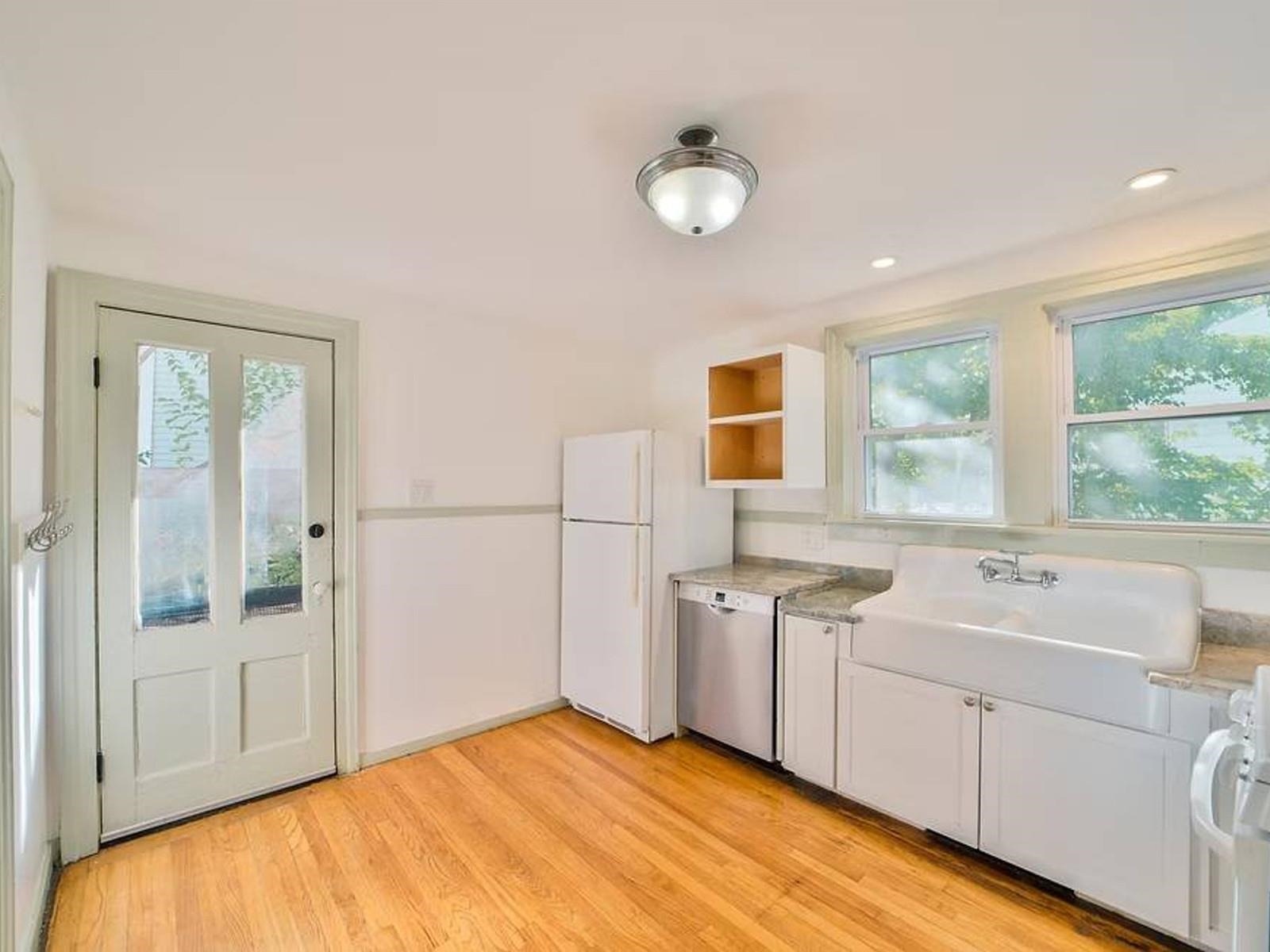 476-478 St. Paul Street Property Photo 24