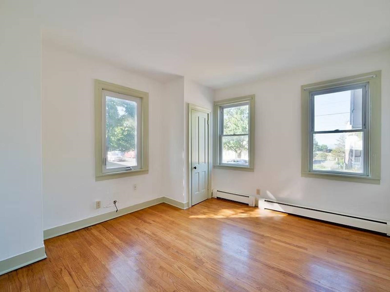 476-478 St. Paul Street Property Photo 30