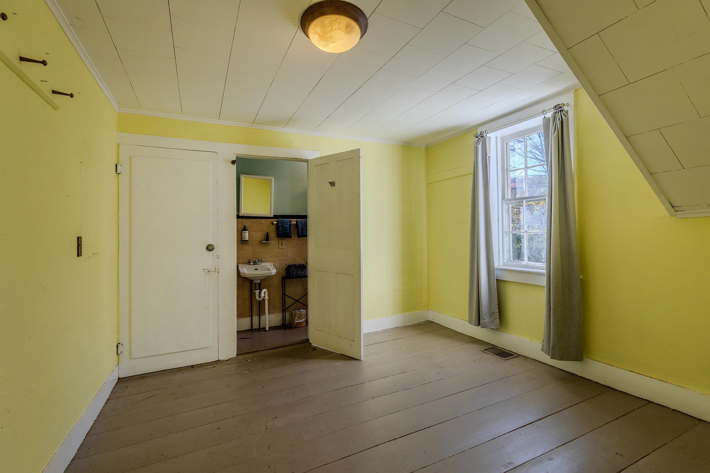 154 Depot Street Property Photo 20