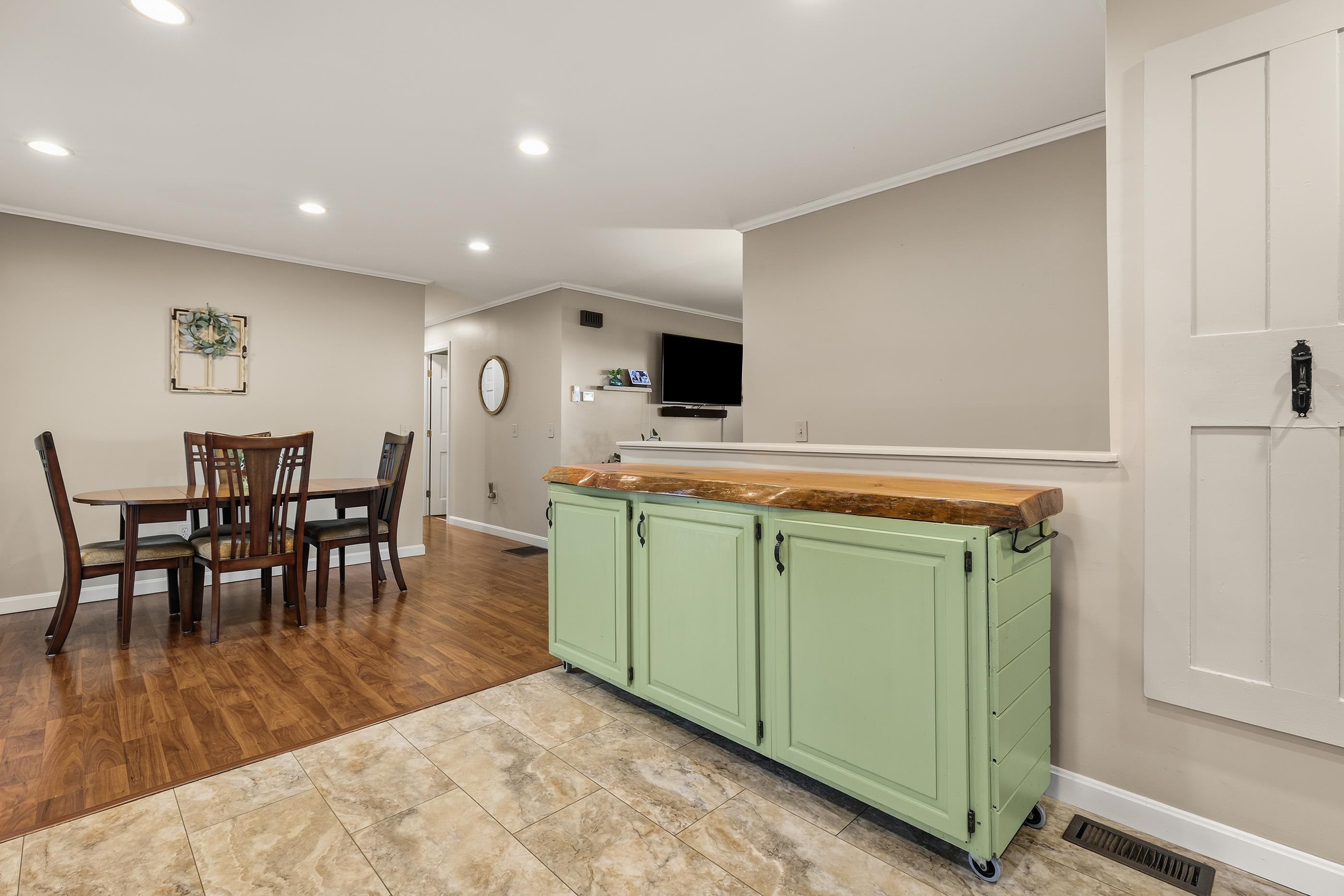9 Kriskarli Drive Property Photo 19