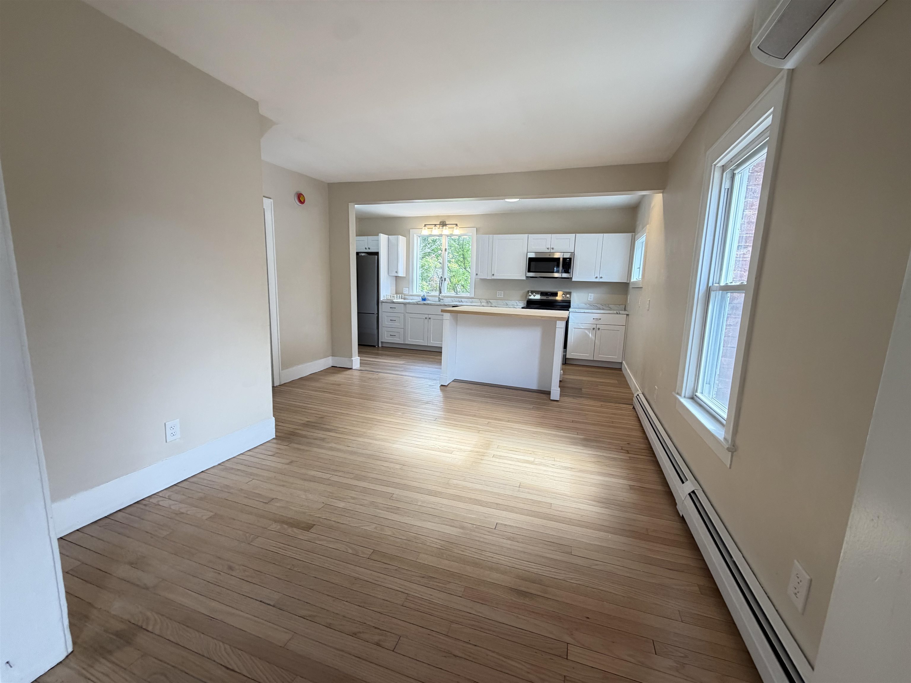 186 Lincoln Ave Avenue Property Photo 8