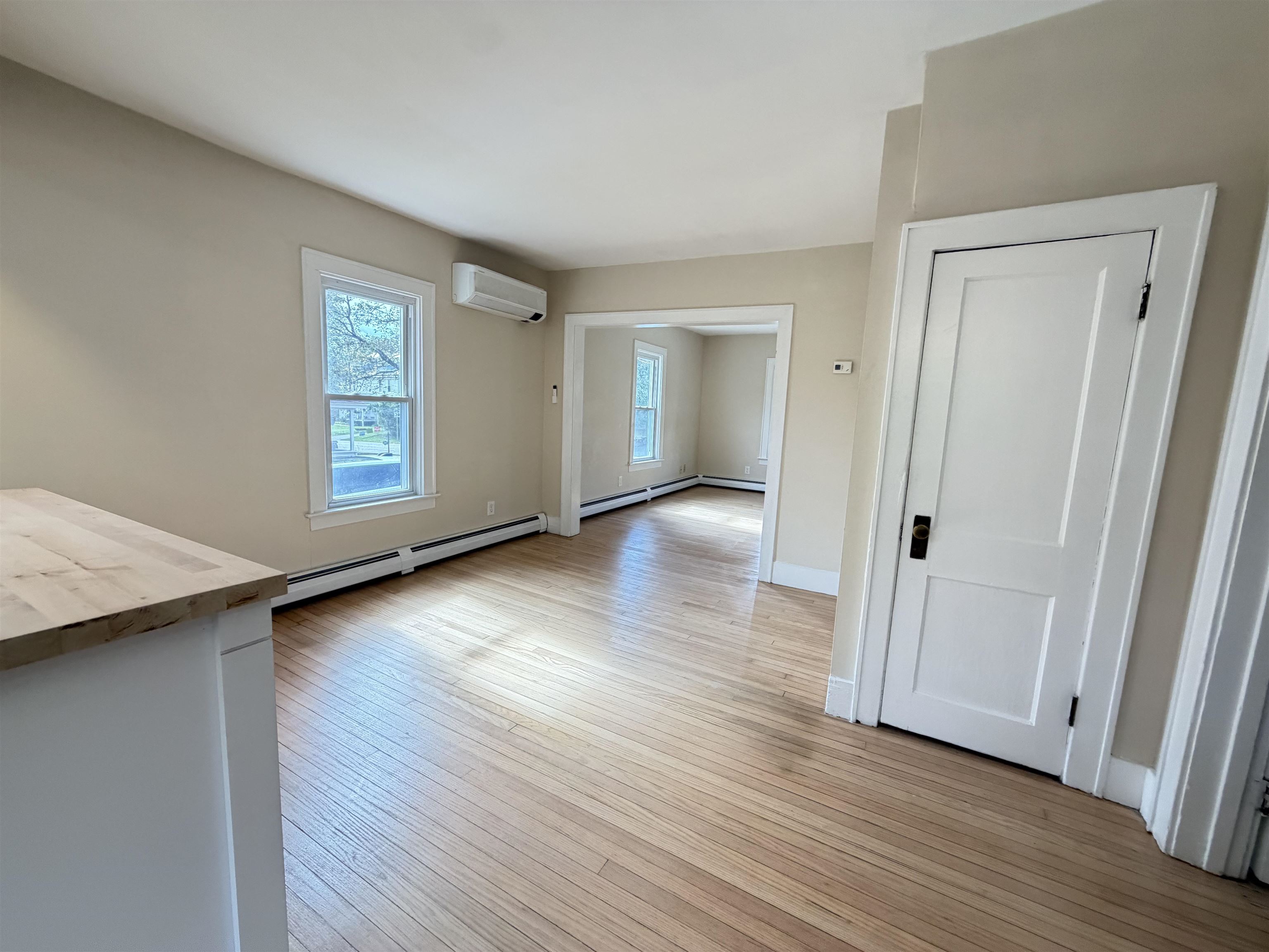 186 Lincoln Ave Avenue Property Photo 9