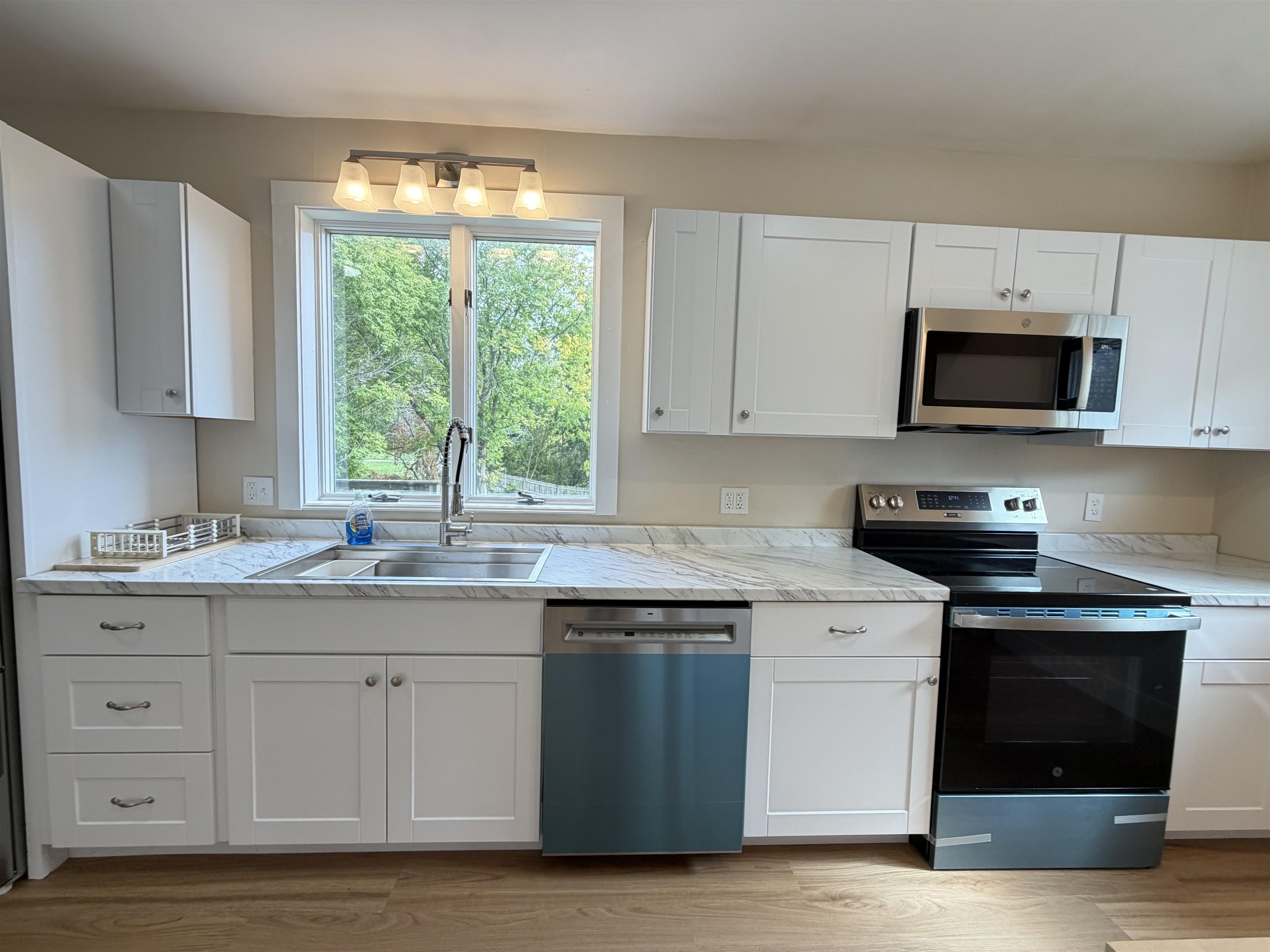 186 Lincoln Ave Avenue Property Photo 12
