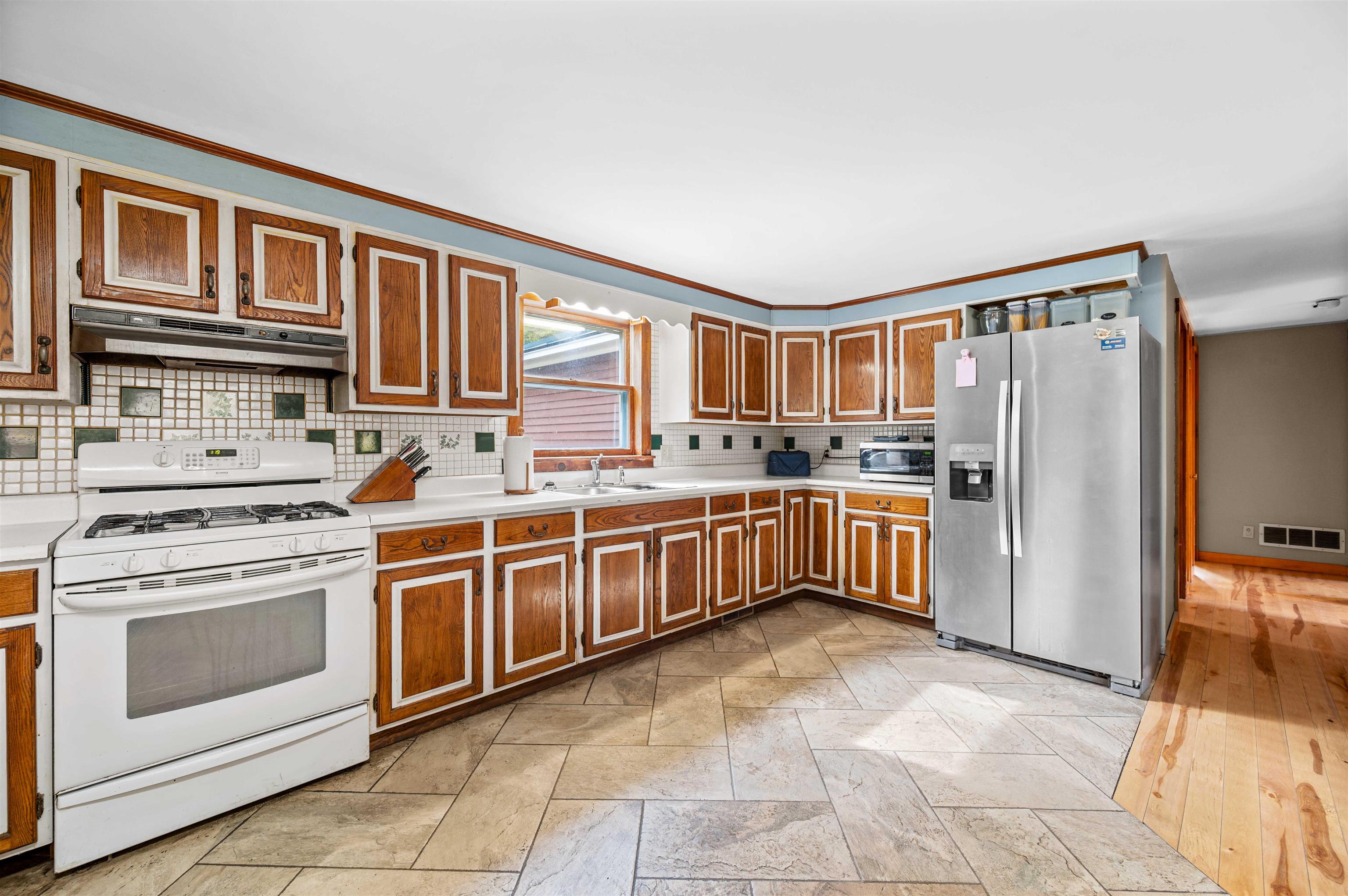 114 Bassett Hill Road Property Photo 4