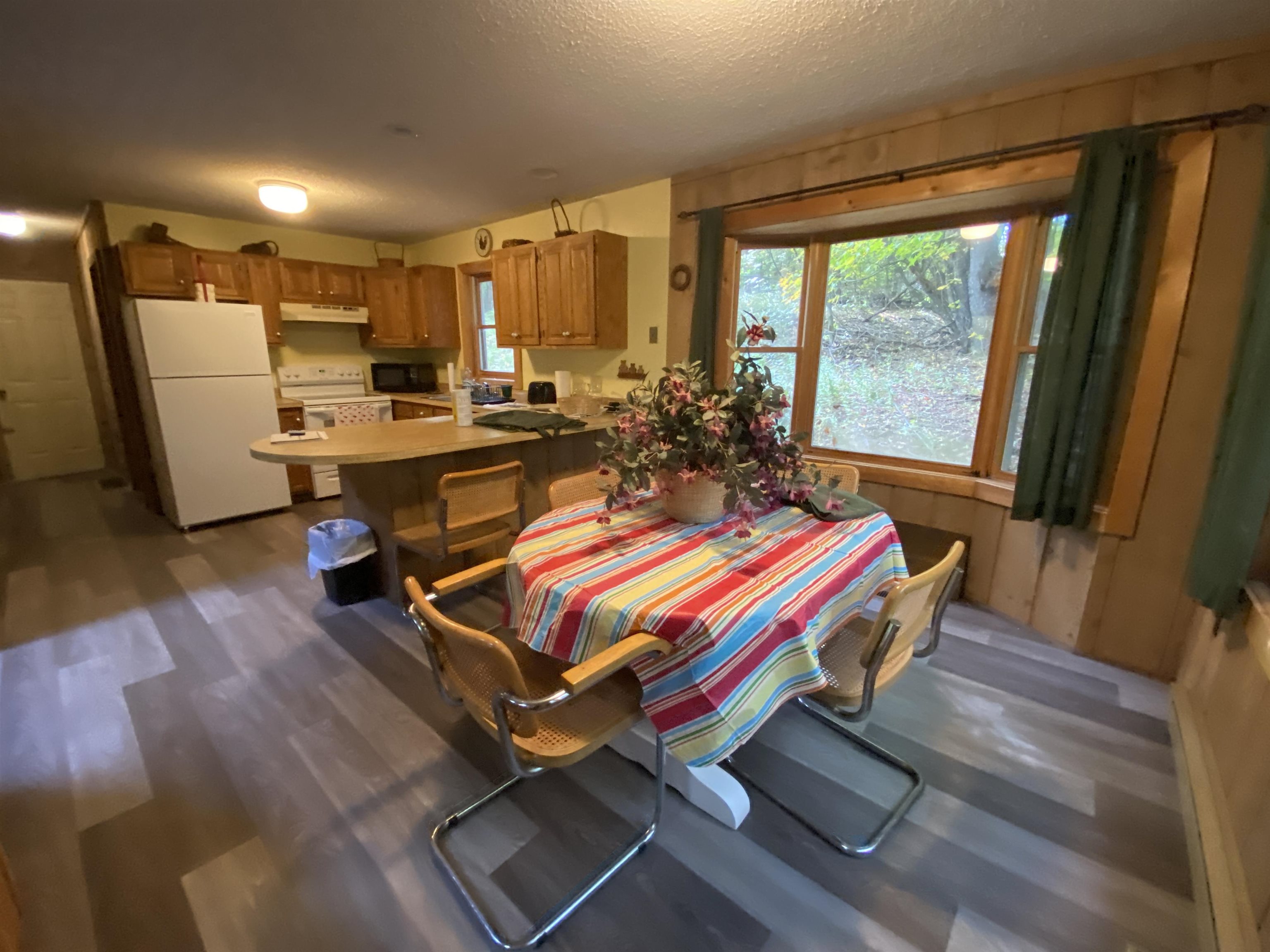 19 View Road Property Photo 5