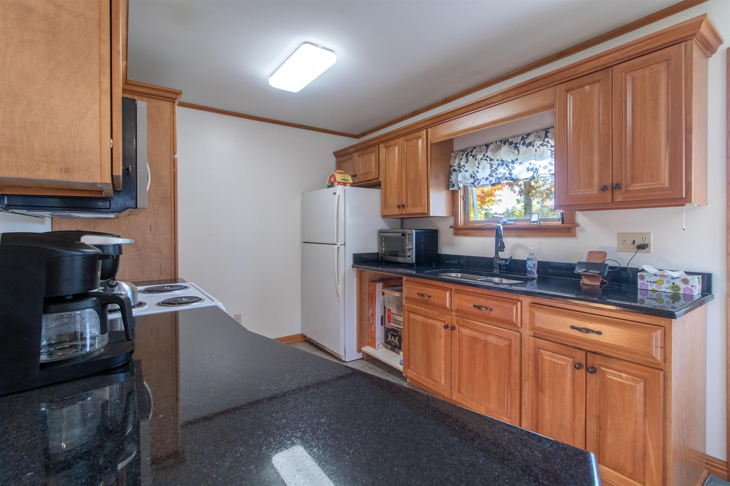 1096 Collins Mill Road Property Photo 10