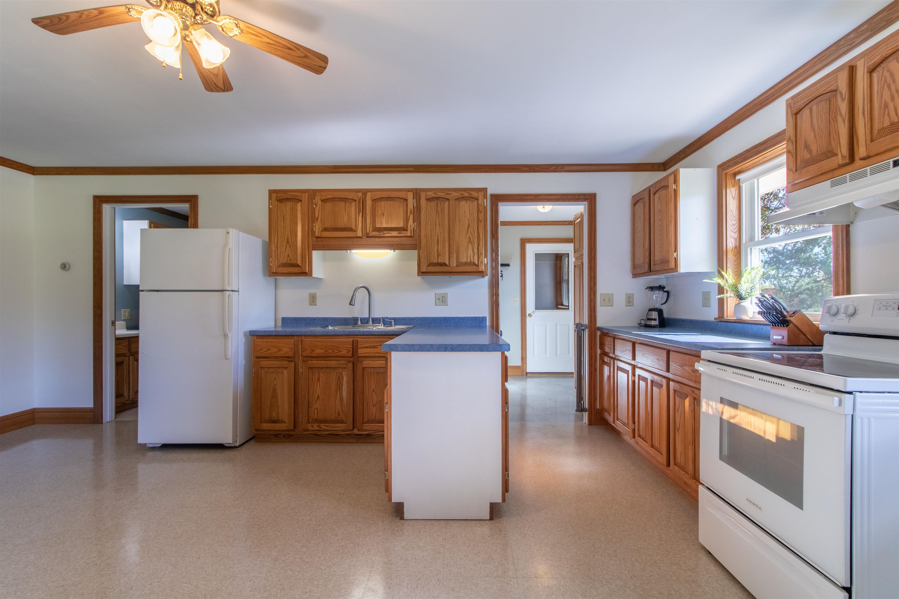 1096 Collins Mill Road Property Photo 23