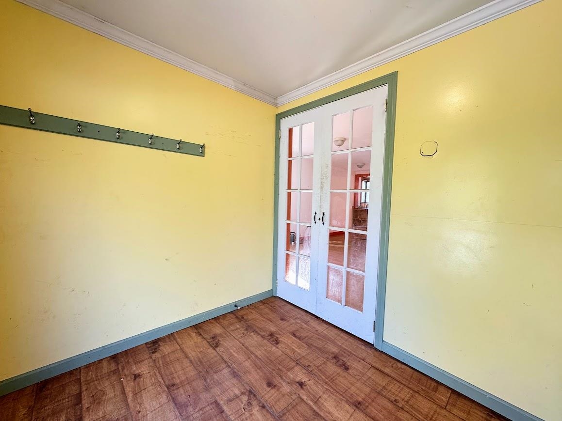 105 School Street Property Photo 8