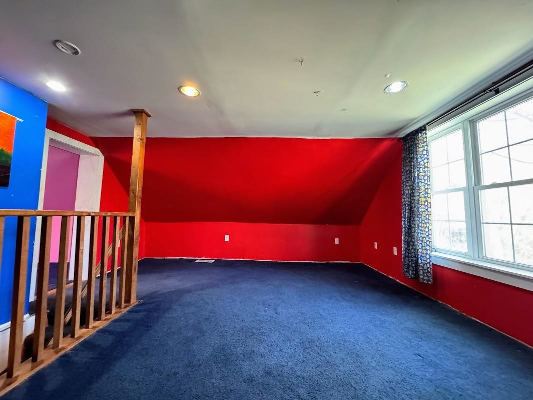 105 School Street Property Photo 22