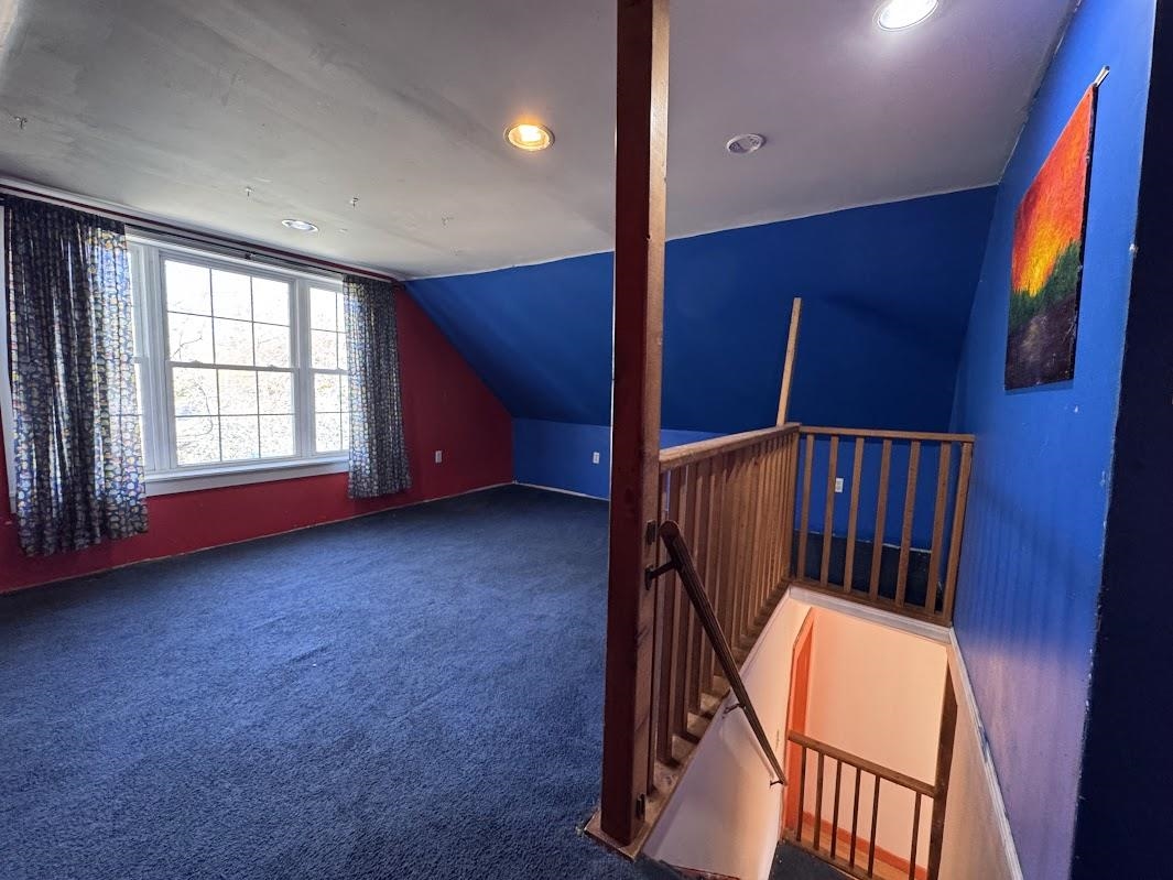 105 School Street Property Photo 23