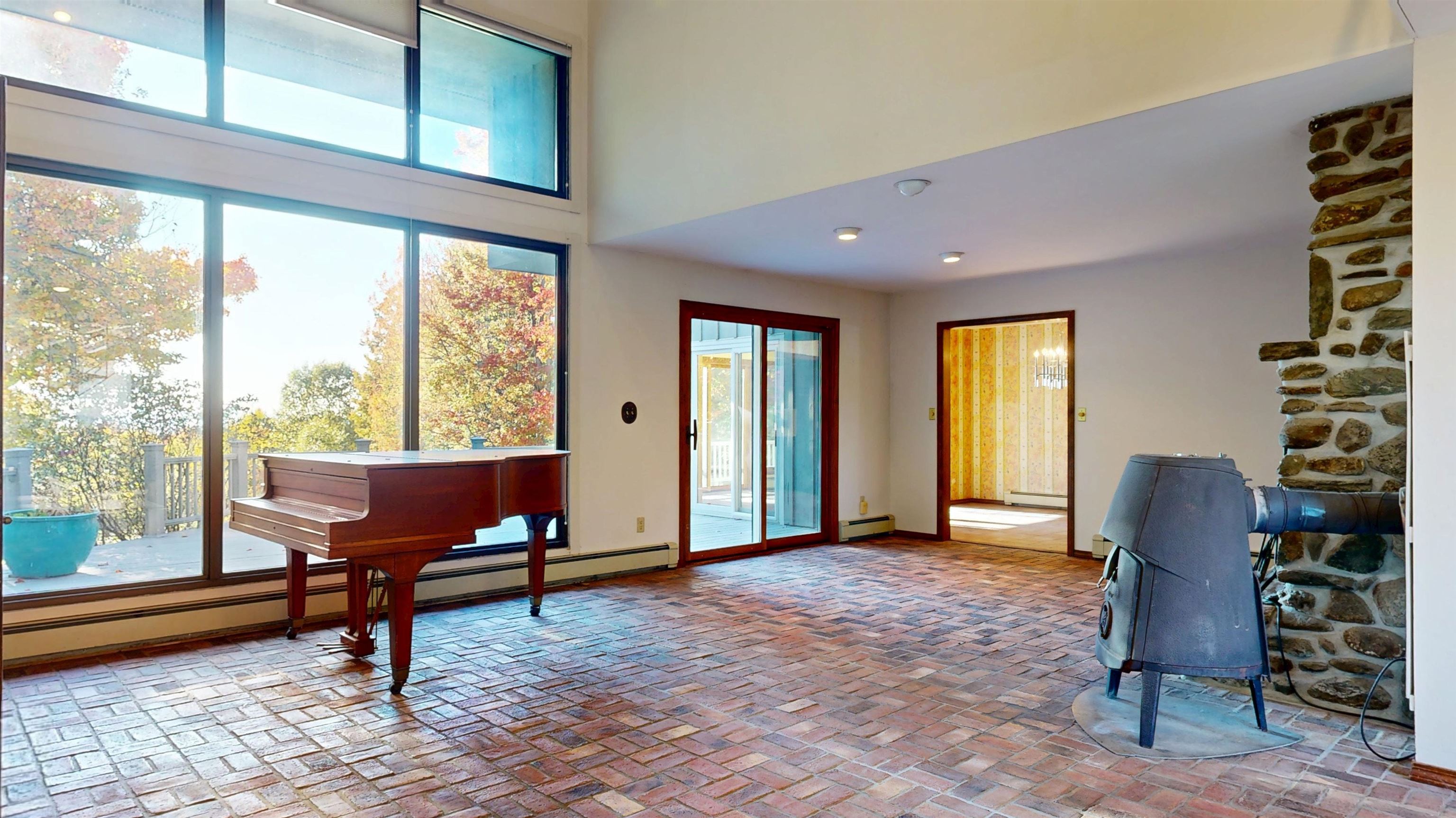 66 Sugar Hill Property Photo 6