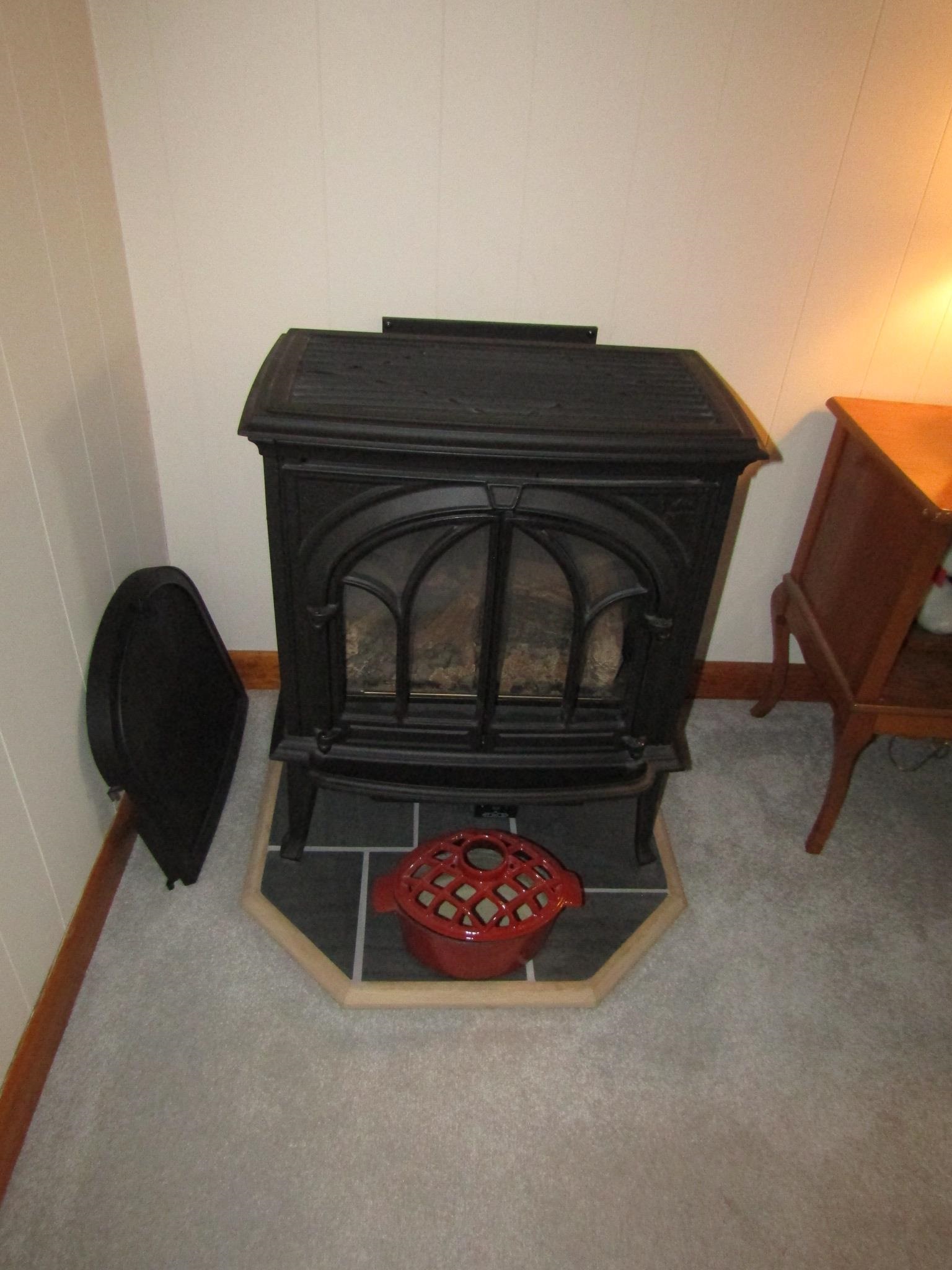 22 Broadway Street Property Photo 30