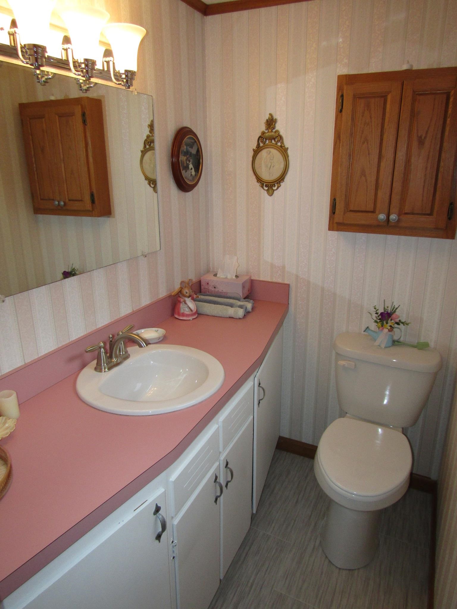 22 Broadway Street Property Photo 33