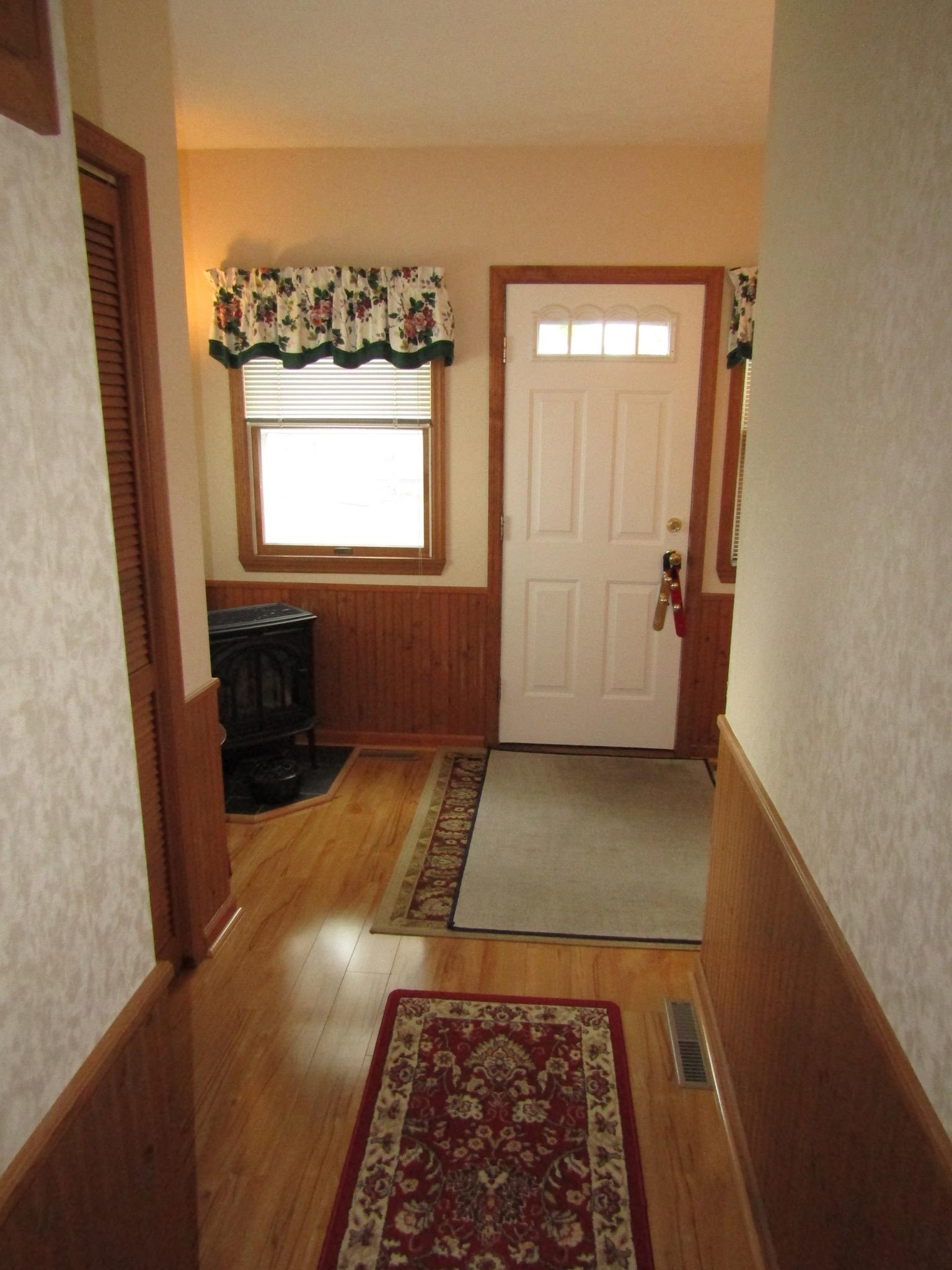 22 Broadway Street Property Photo 34