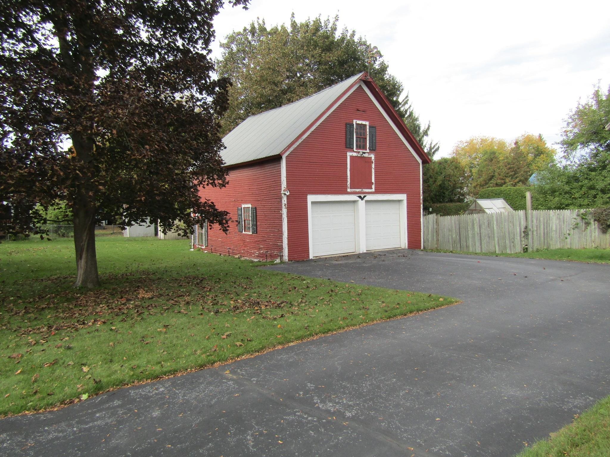 22 Broadway Street Property Photo 49