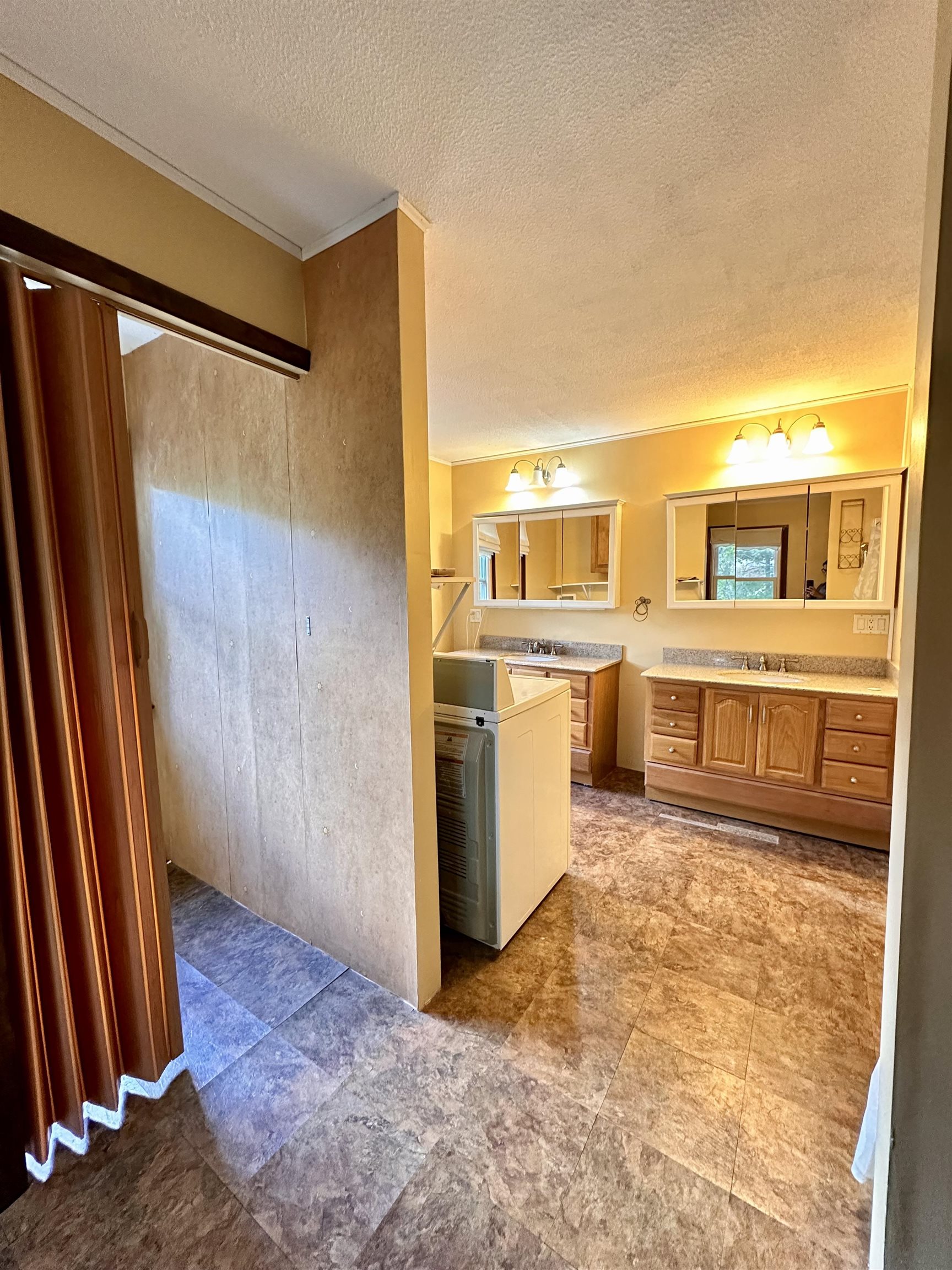 167 Silver Lane Property Photo 29