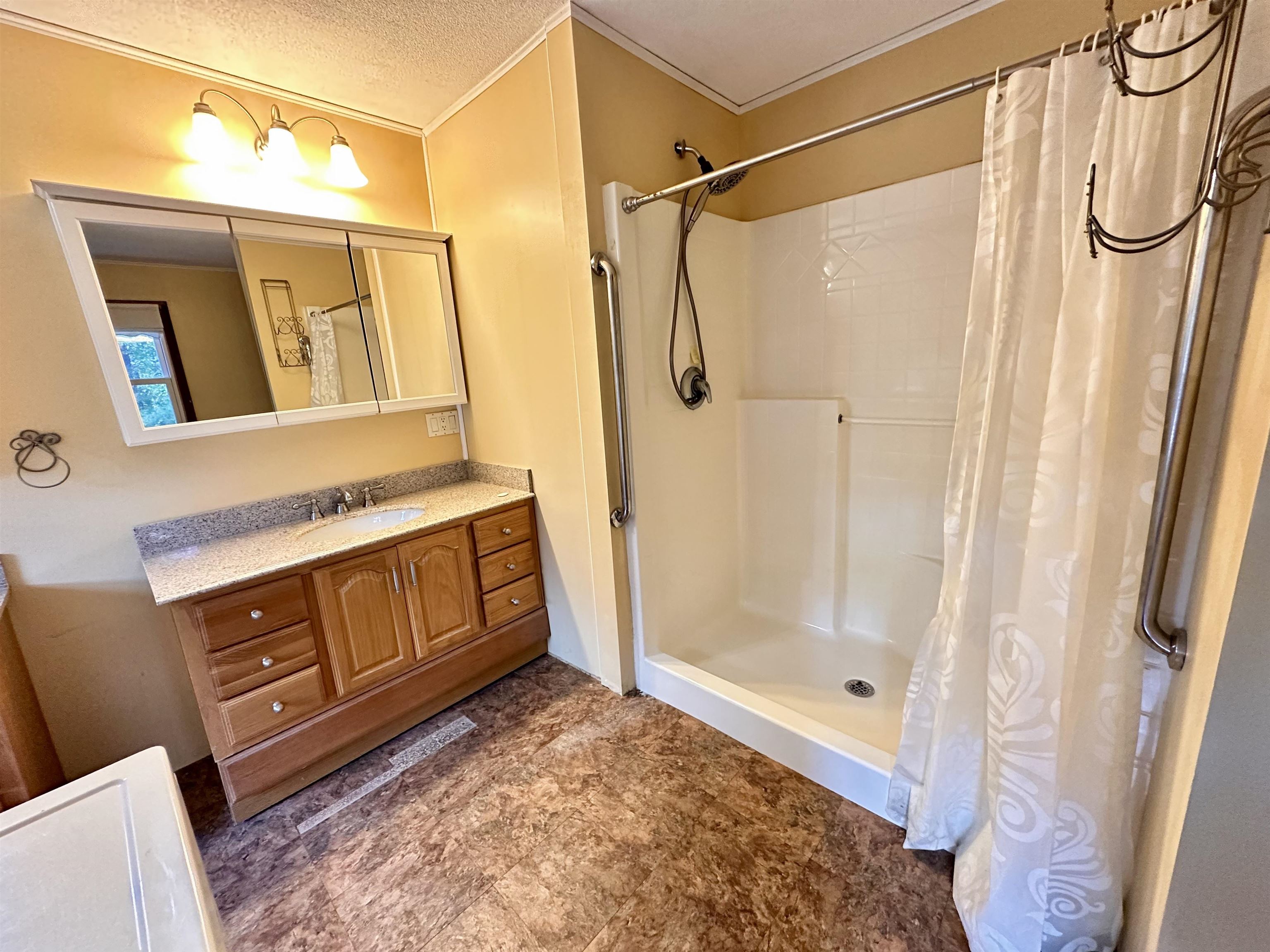 167 Silver Lane Property Photo 30
