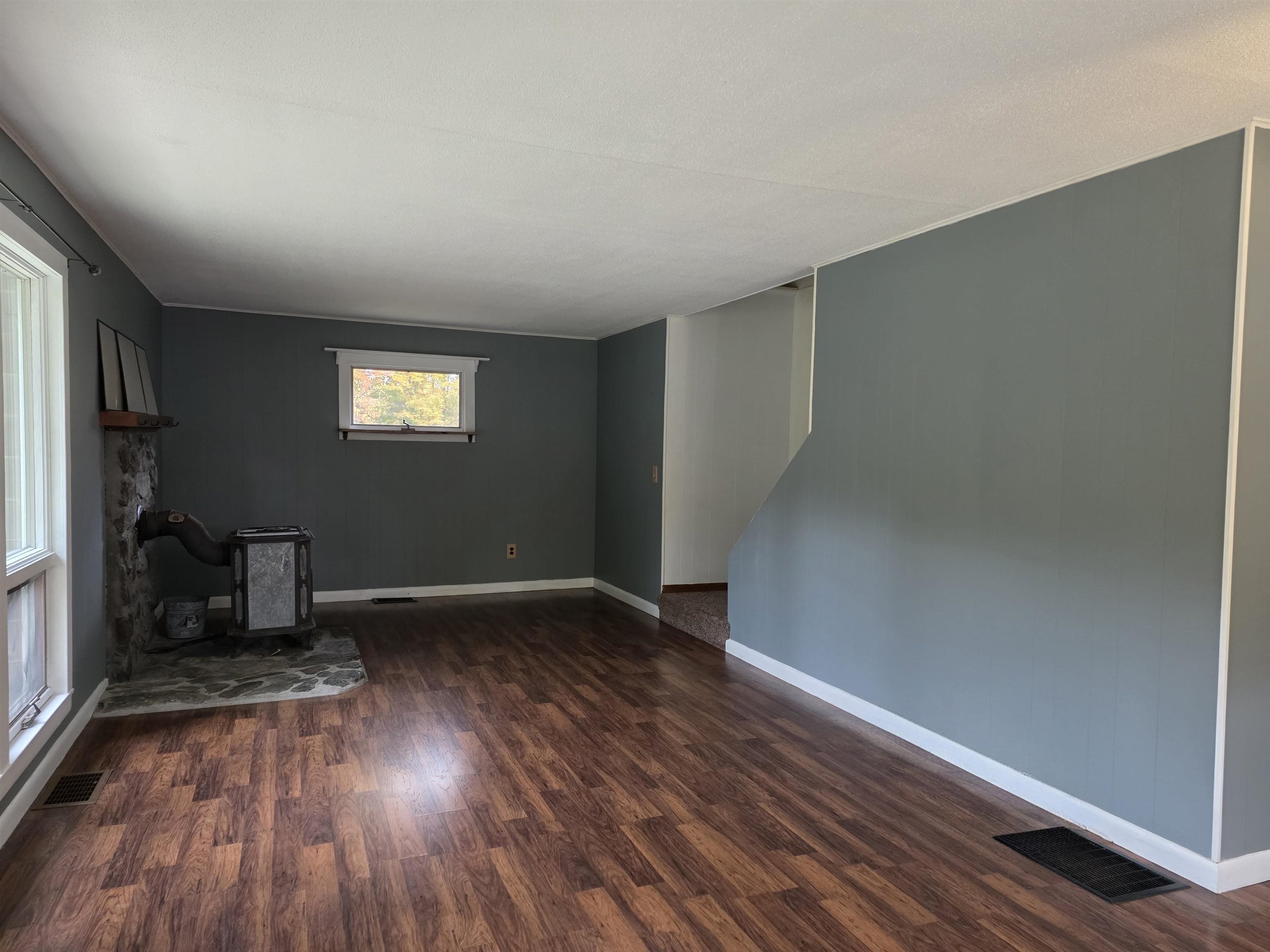 2390 Dart Hill Road Property Photo 11
