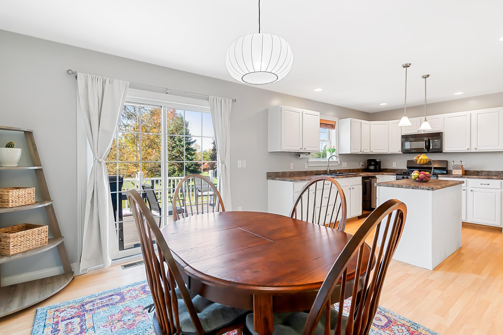 4 Dawns Way Property Photo 6
