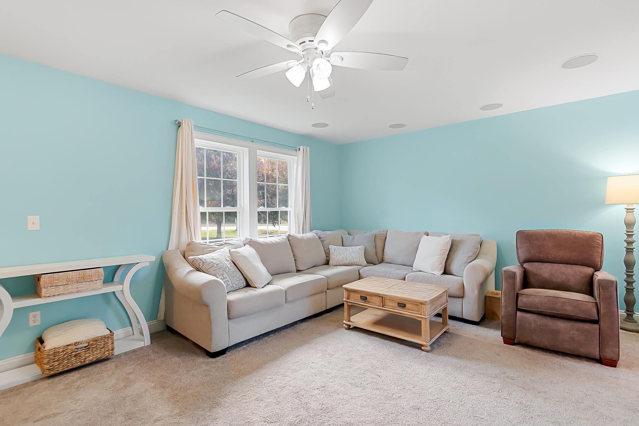 4 Dawns Way Property Photo 9