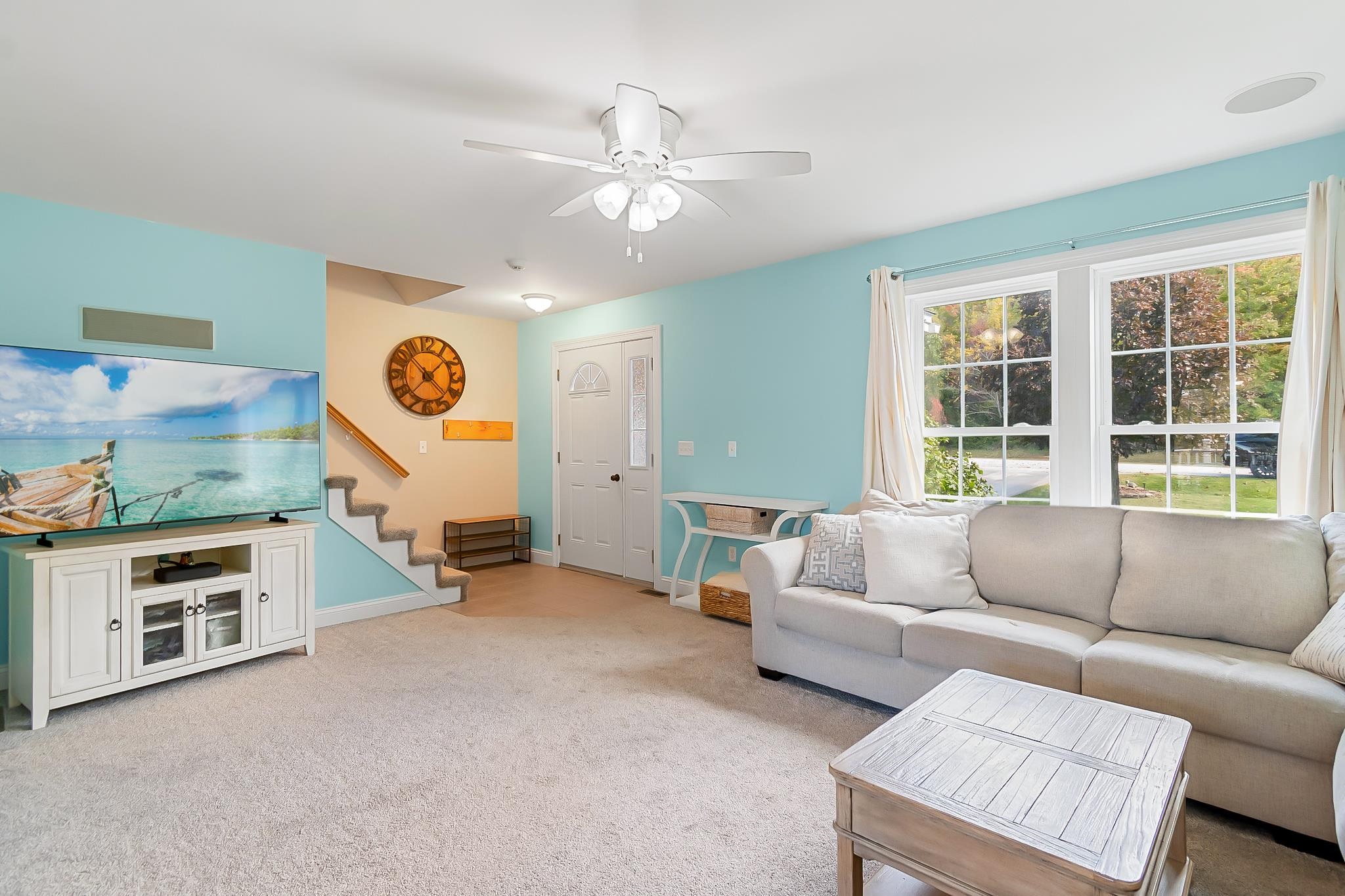 4 Dawns Way Property Photo 10
