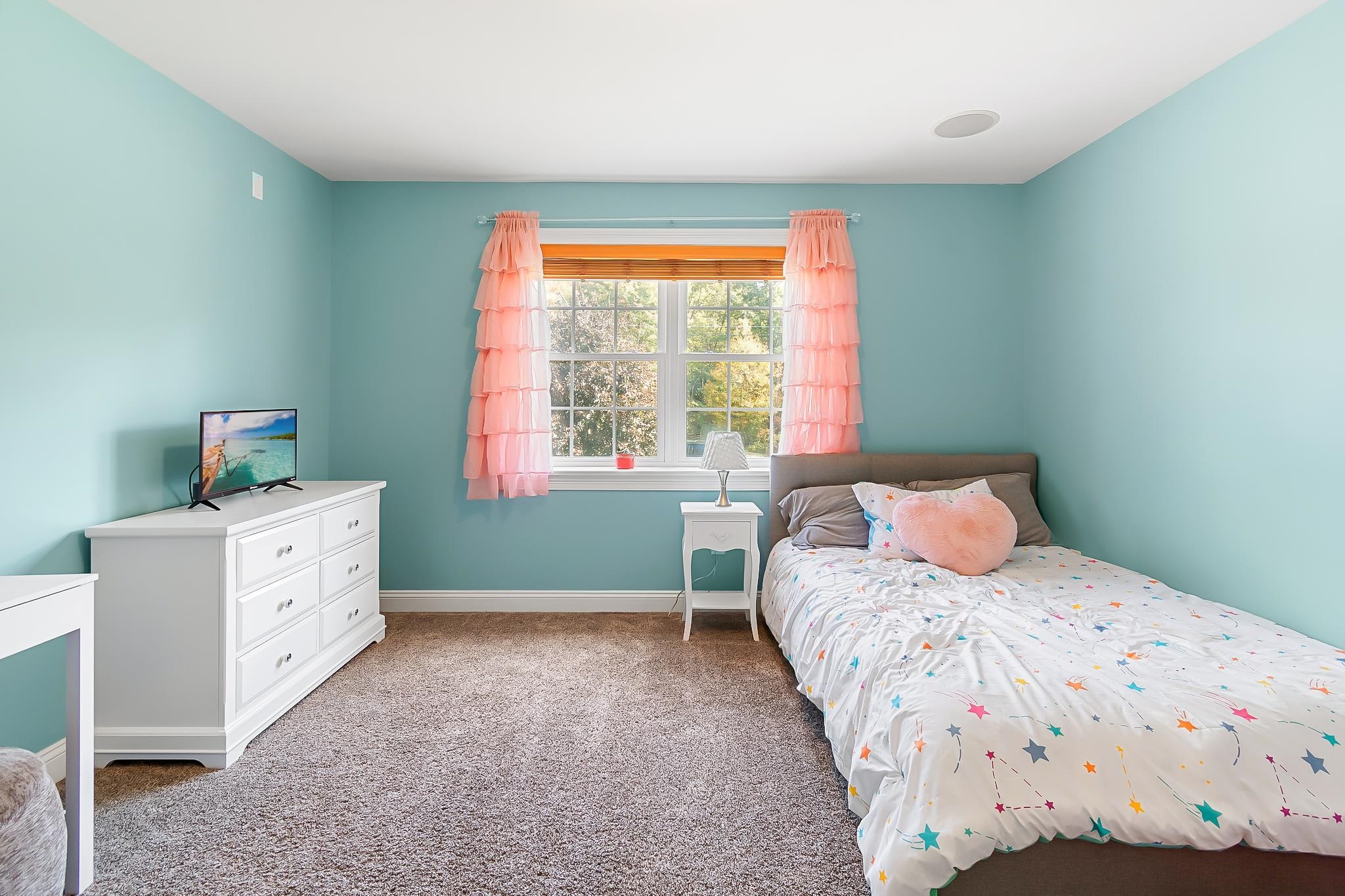 4 Dawns Way Property Photo 17