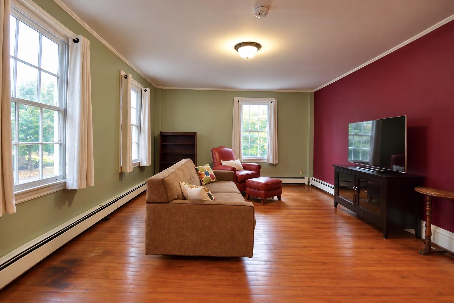 28 South Maple Street Property Photo 12
