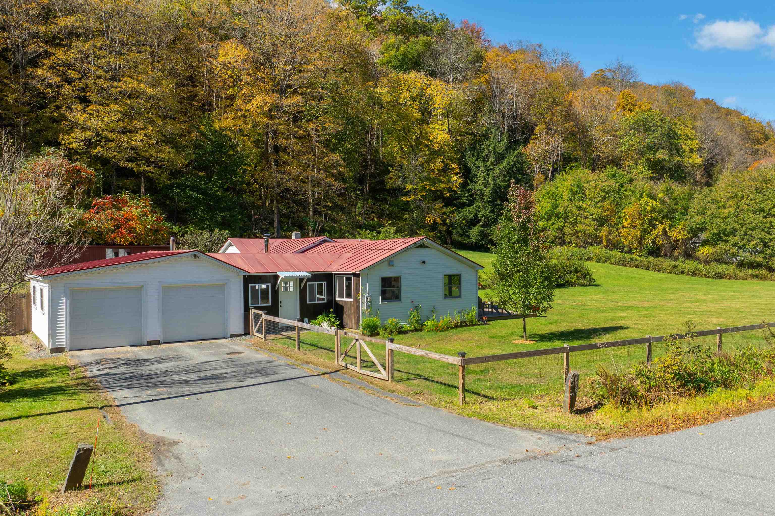 150 Pomfret Road Property Photo 2