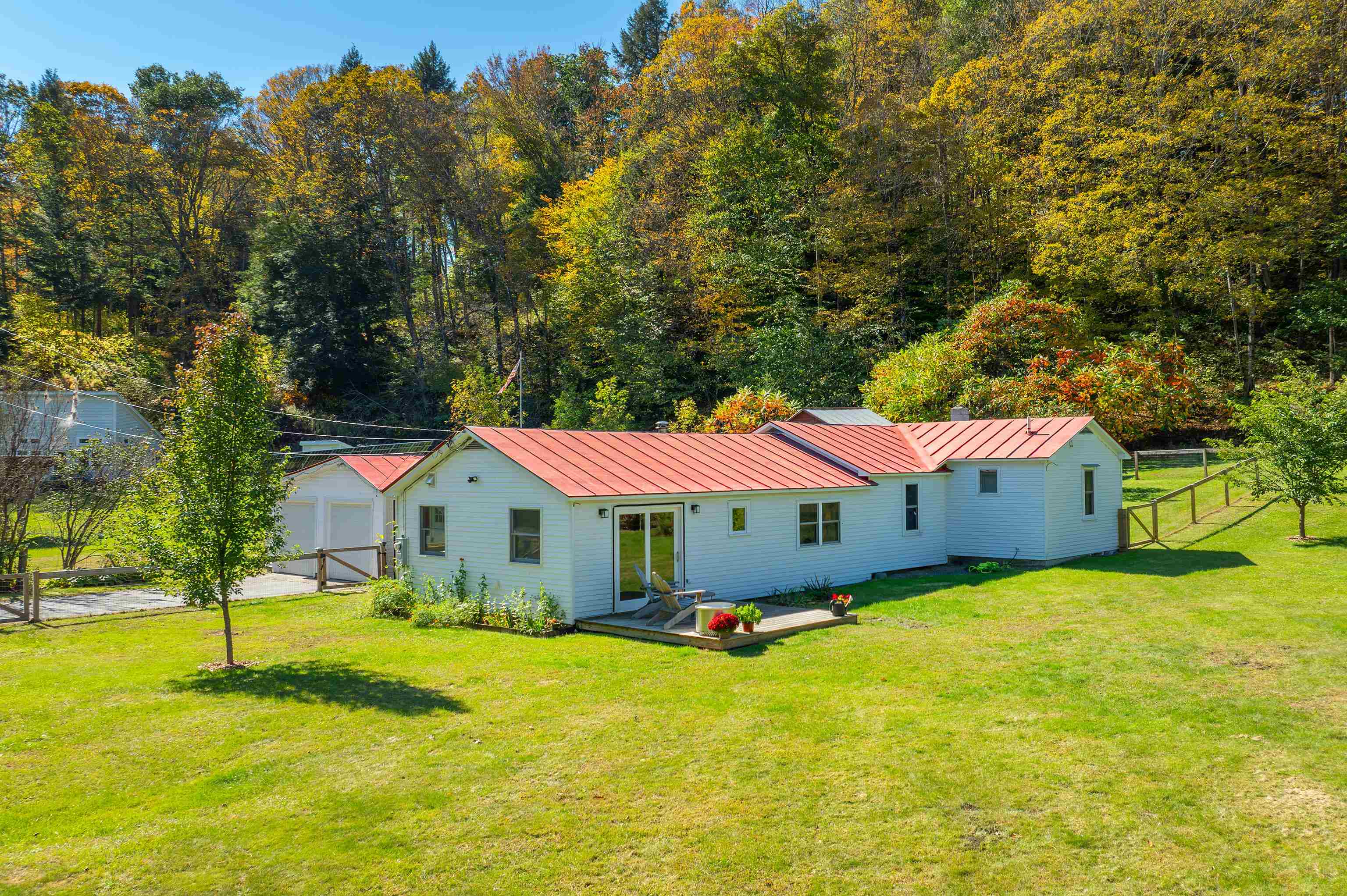 150 Pomfret Road Property Photo 6