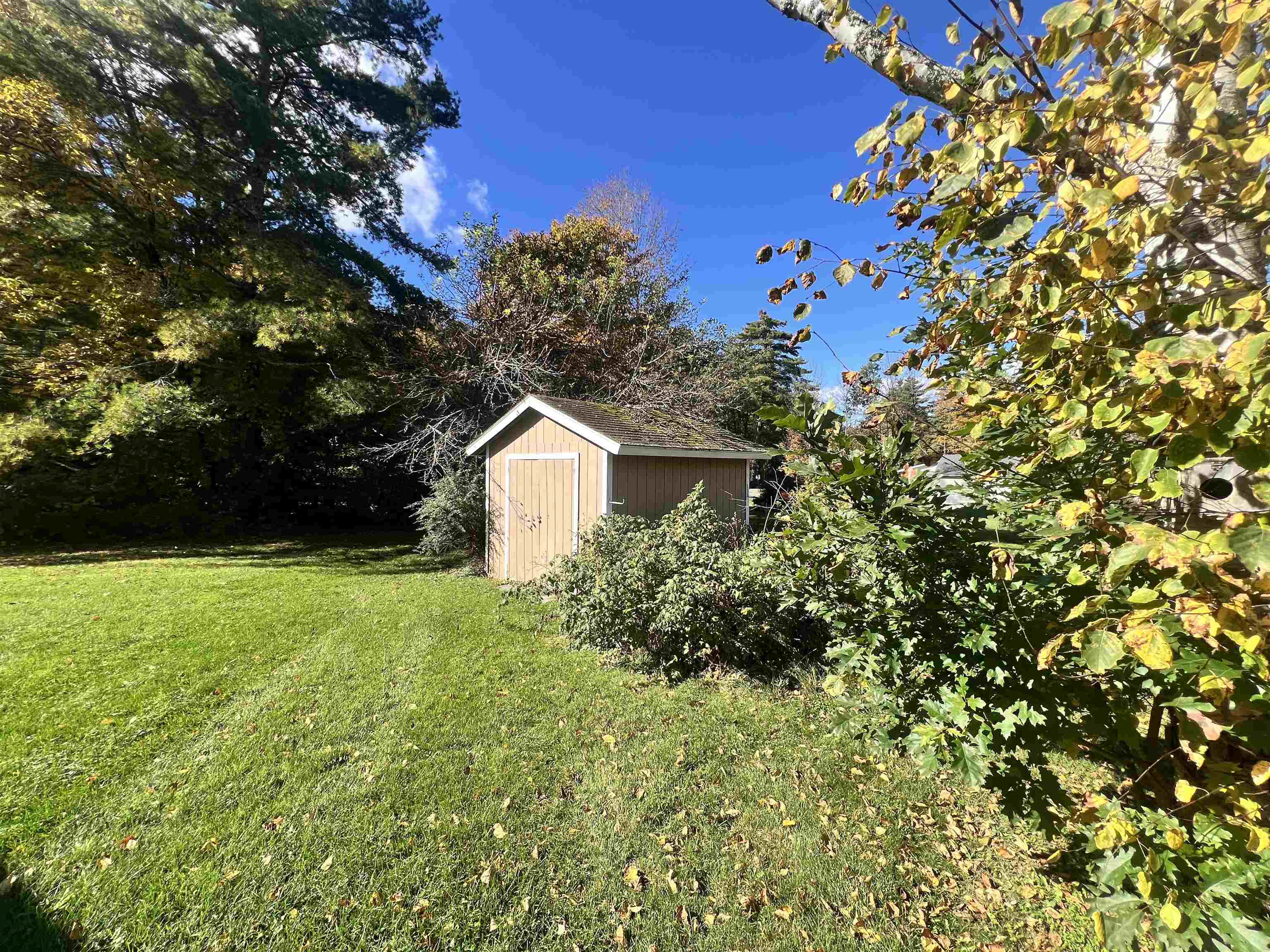 825 Belgo Road Property Photo 8
