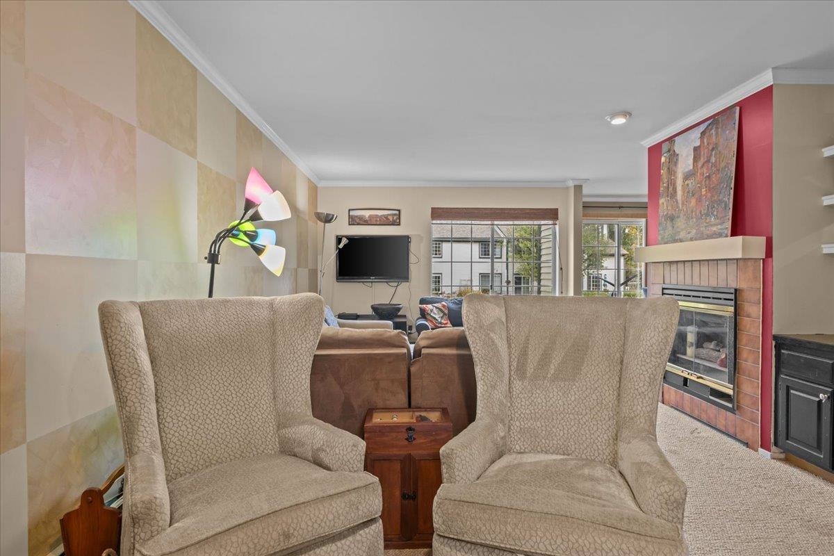 27 Lake Forest Drive Property Photo 6