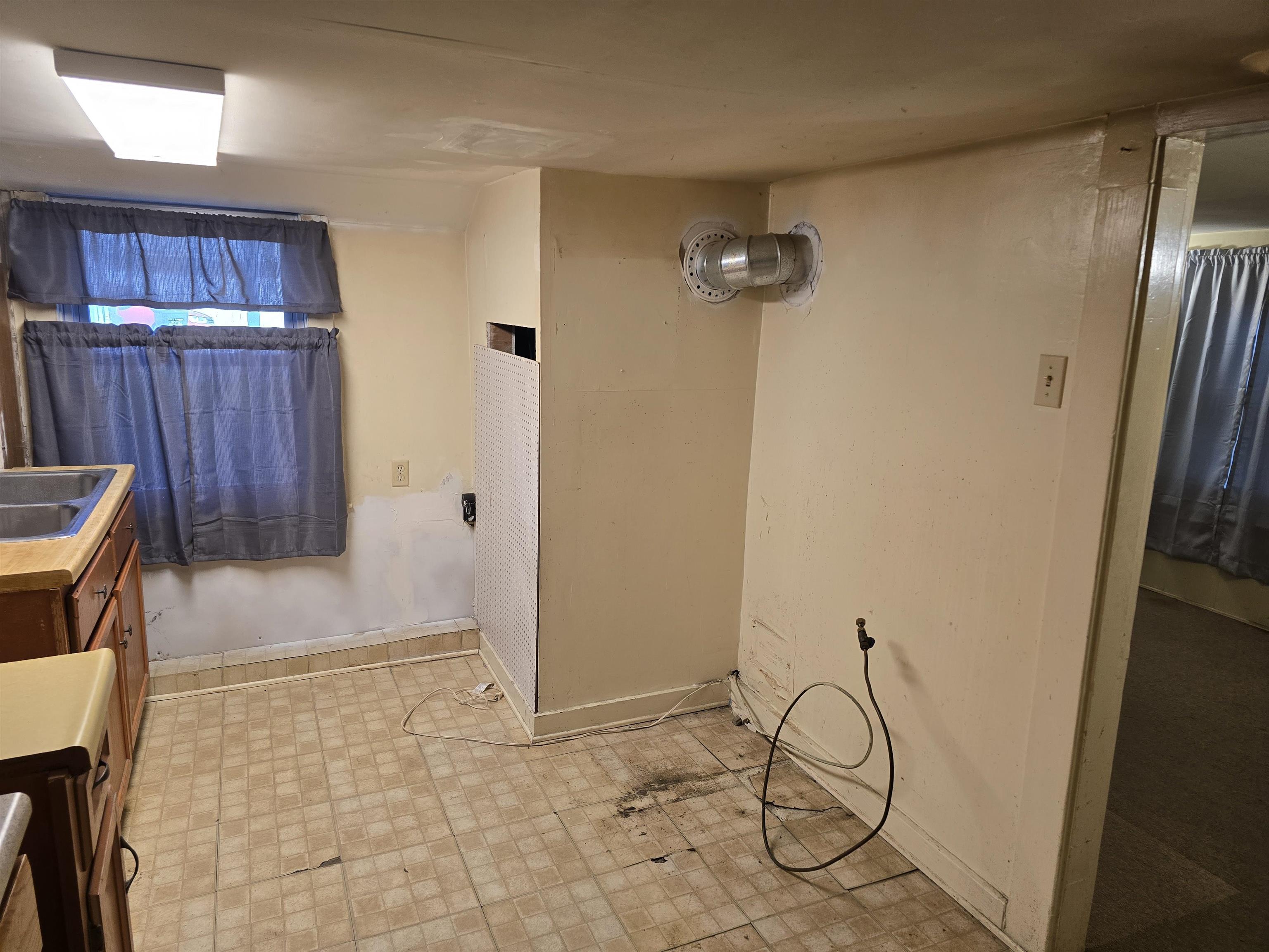 155 State Street Property Photo 8