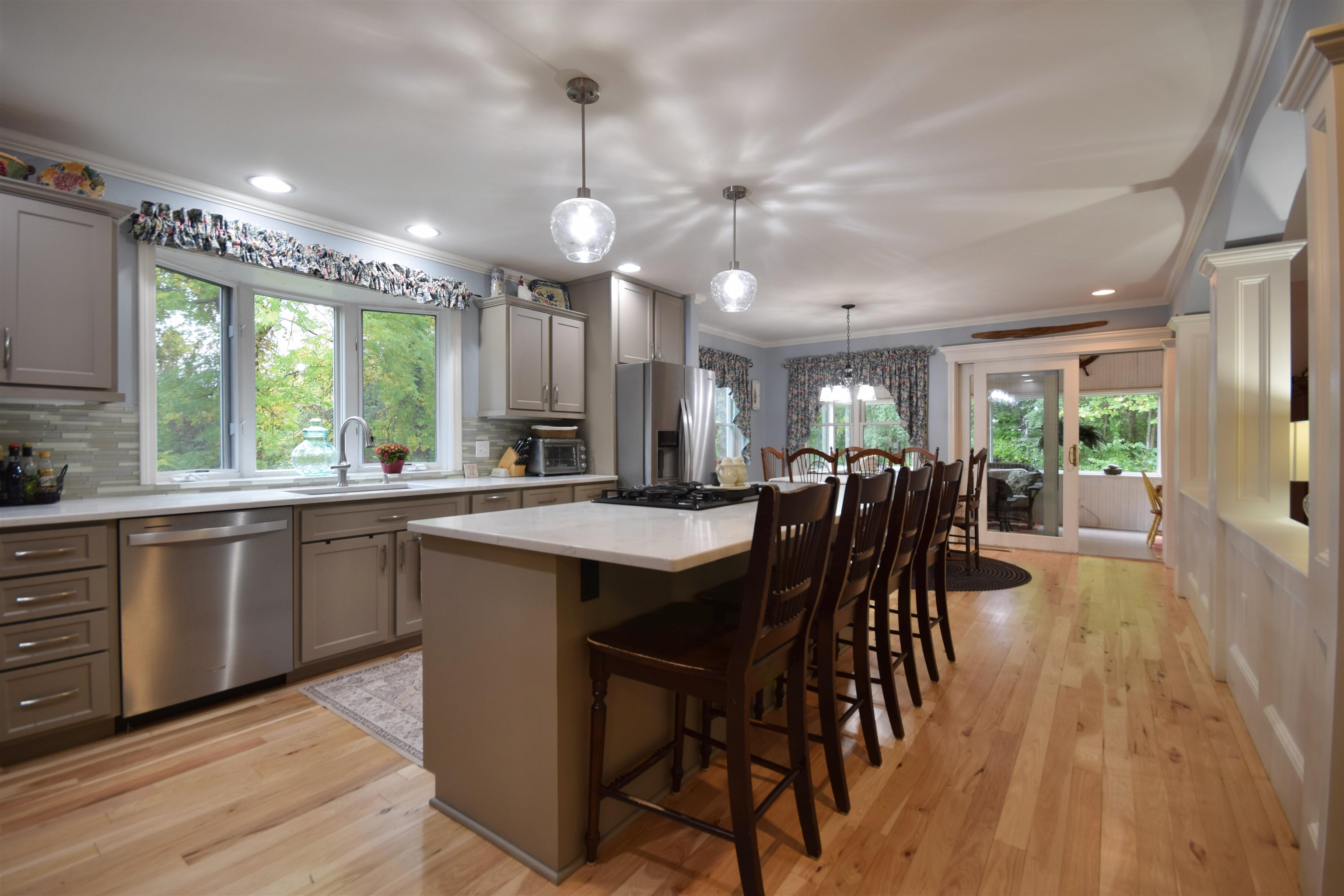 132 Mills Point Road Property Photo 3