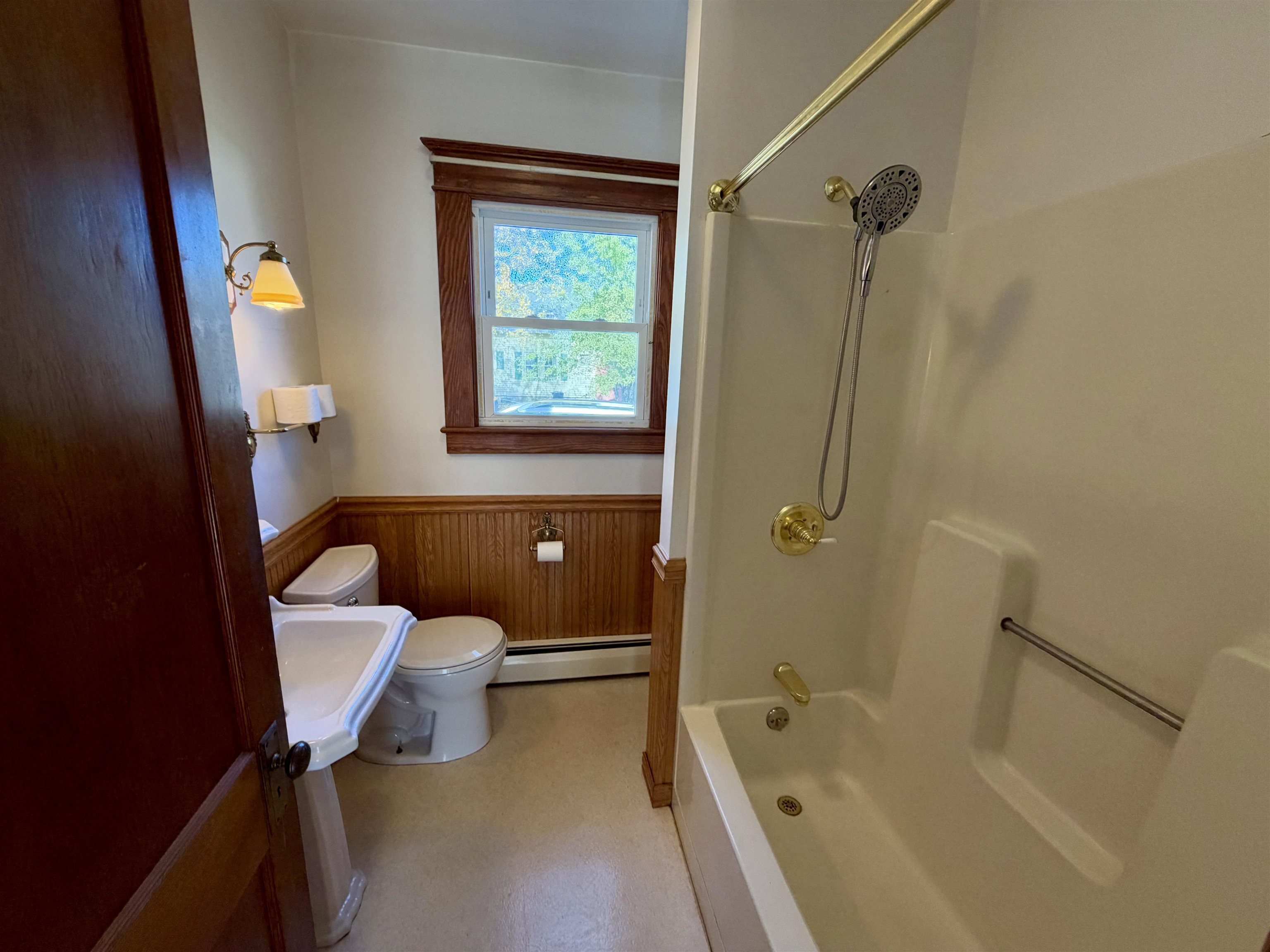 61 Norton Avenue Property Photo 19