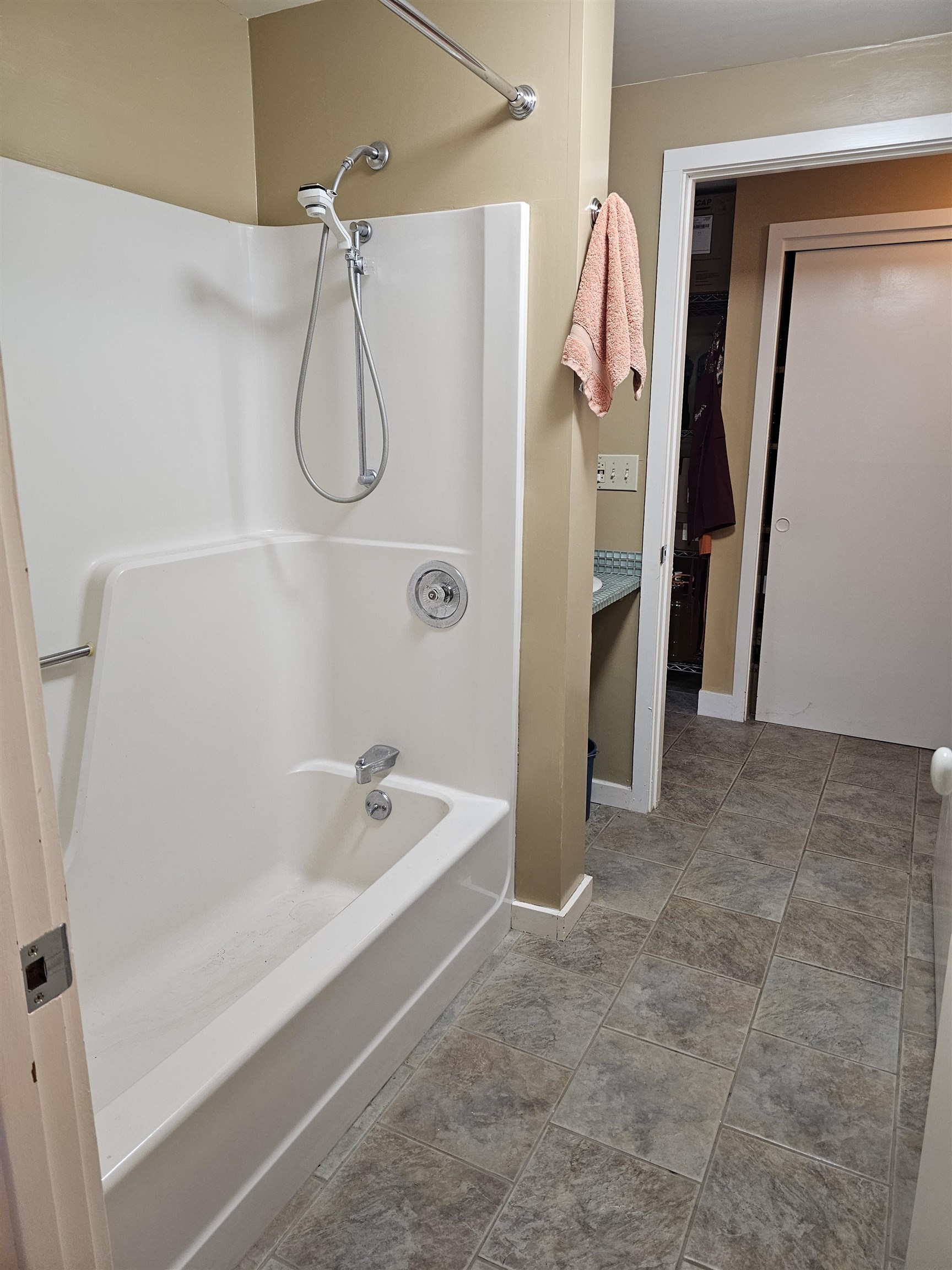 42 Meader Road Property Photo 17