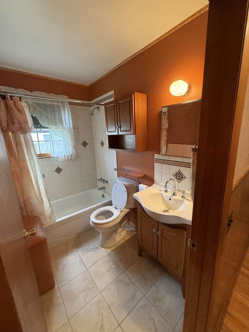 1634 North Avenue Property Photo 7