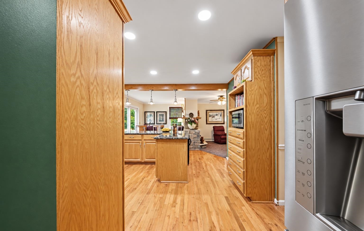 152 Burke Road Property Photo 8
