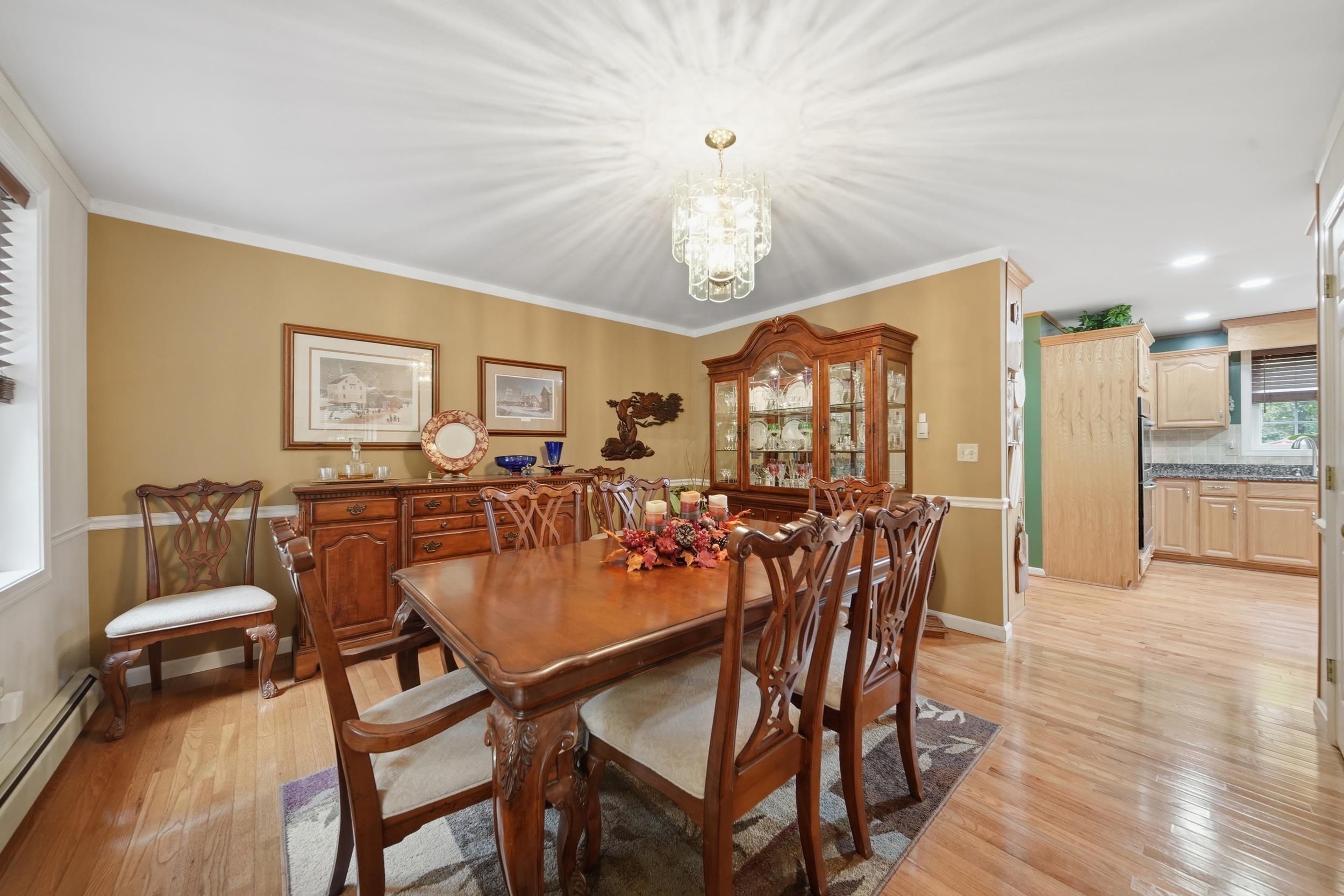 152 Burke Road Property Photo 18